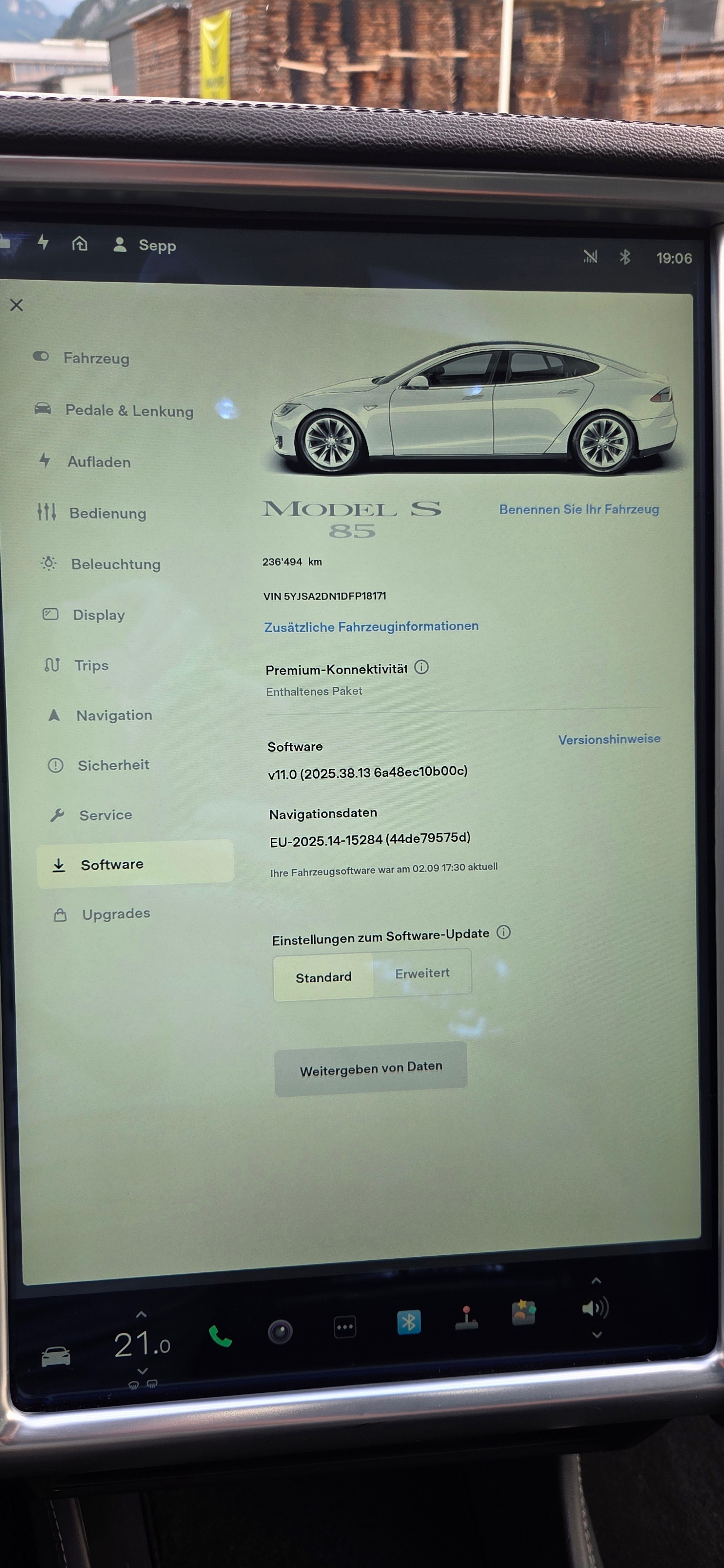 TESLA 85-image-6