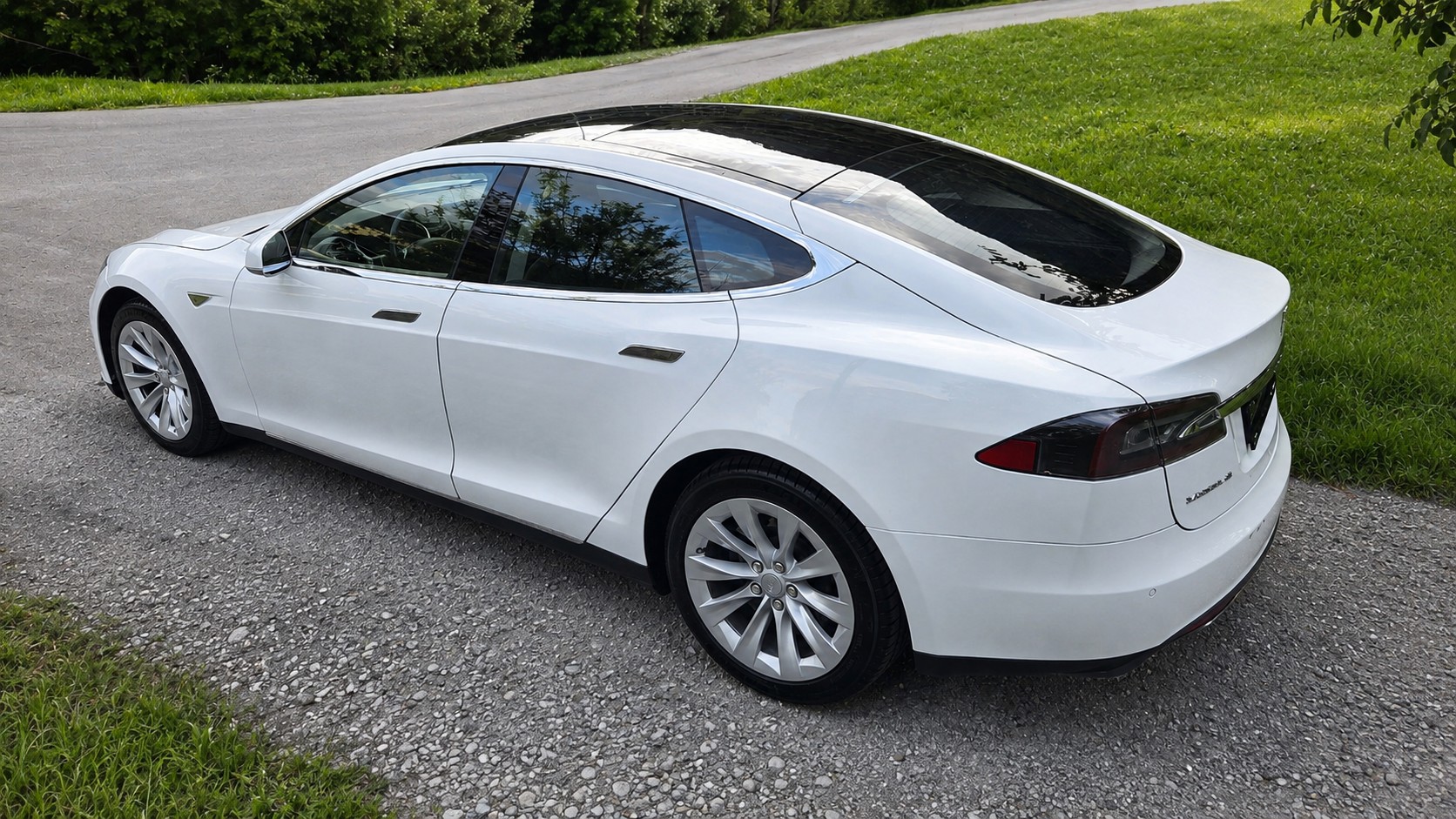 TESLA 85-image-3