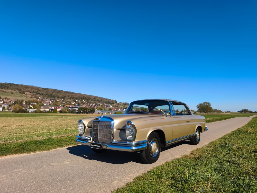 MERCEDES-BENZ 220 SEb Coupé-image-0