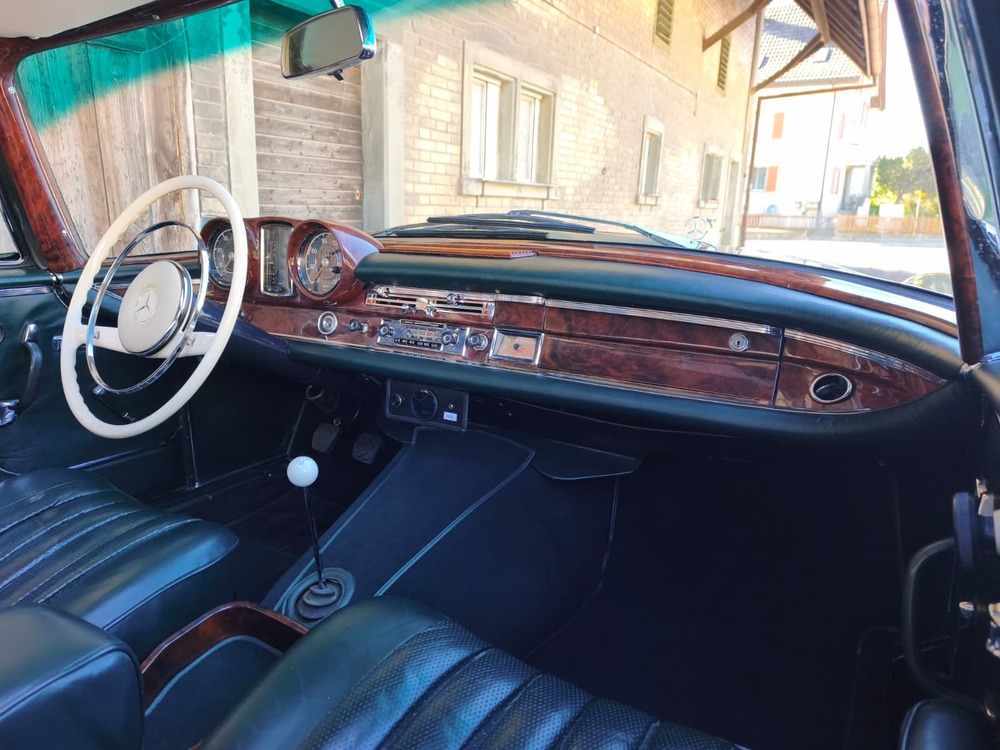 MERCEDES-BENZ 220 SEb Coupé-image-10
