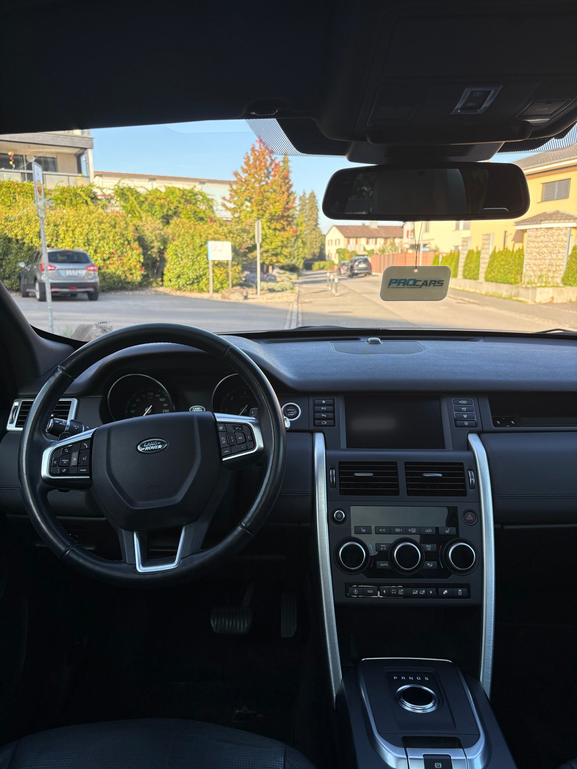 LAND ROVER 2.0 TD4 HSE Luxury-image-5