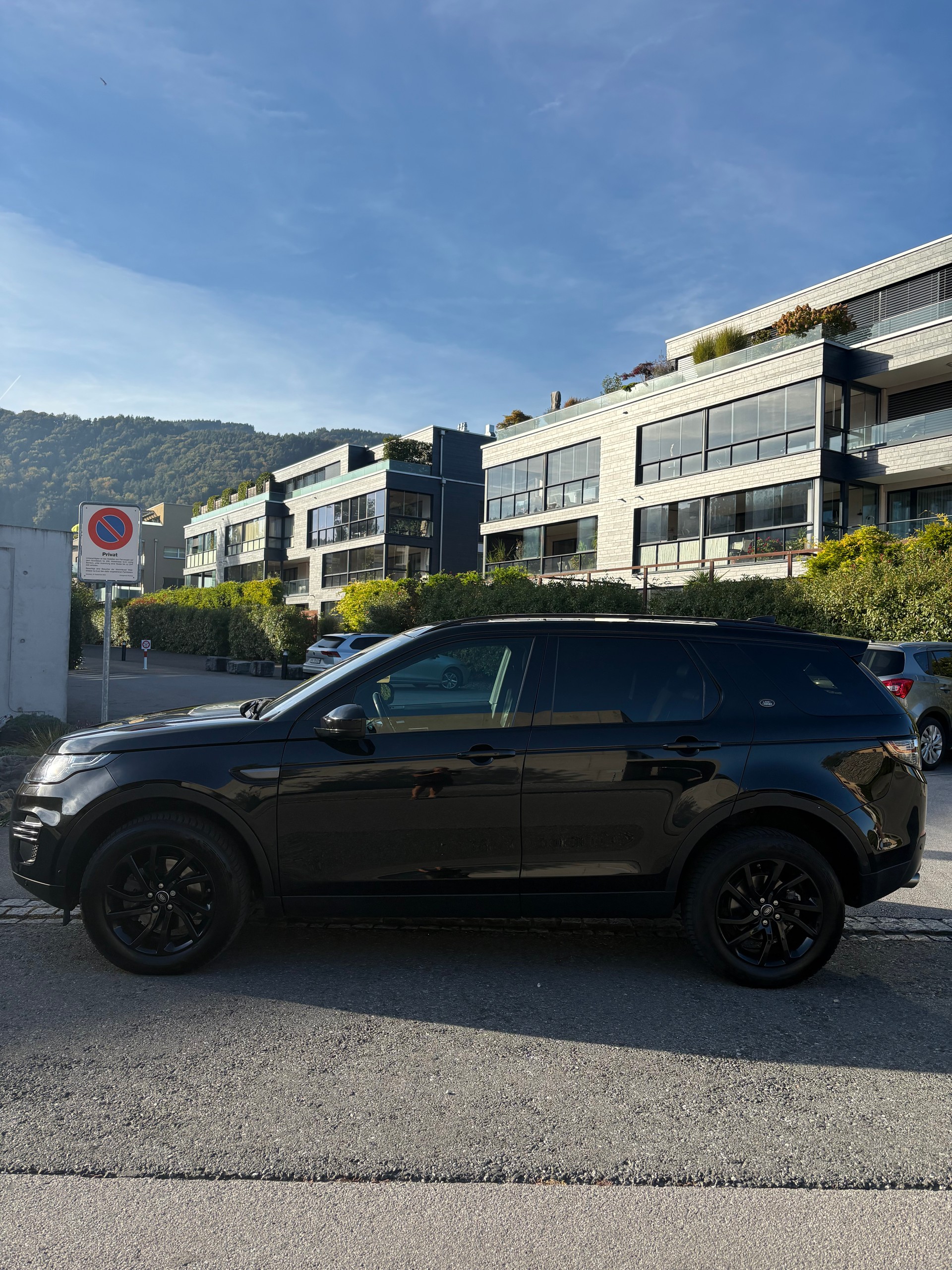 LAND ROVER 2.0 TD4 HSE Luxury-image-1