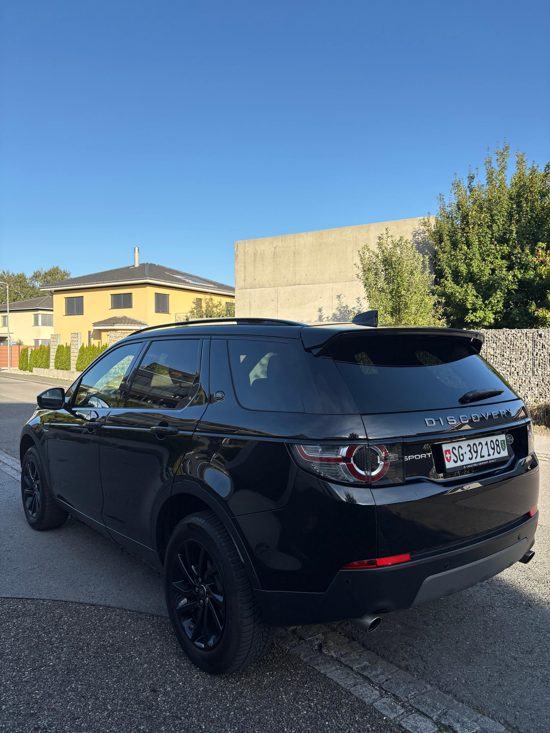 LAND ROVER 2.0 TD4 HSE Luxury-image-3