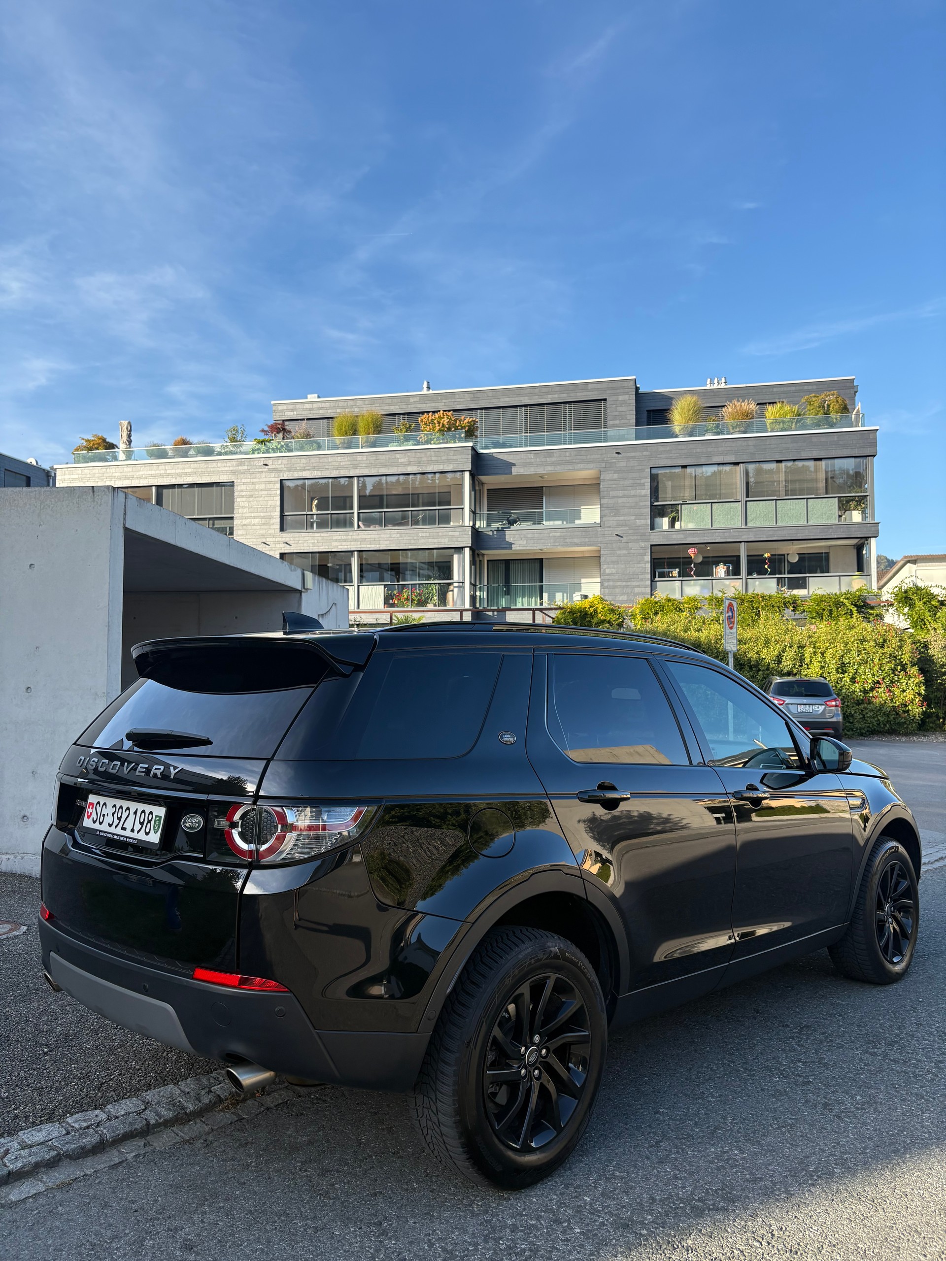 LAND ROVER 2.0 TD4 HSE Luxury-image-4