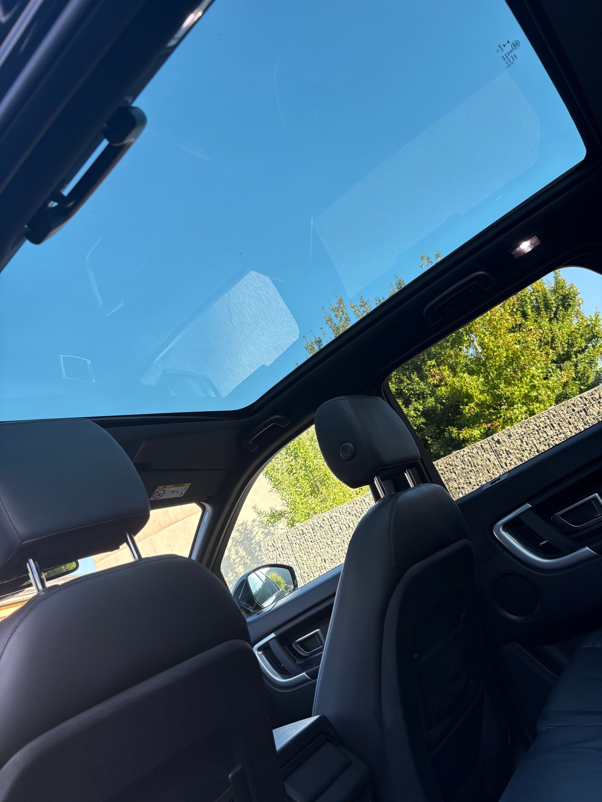 LAND ROVER 2.0 TD4 HSE Luxury-image-8