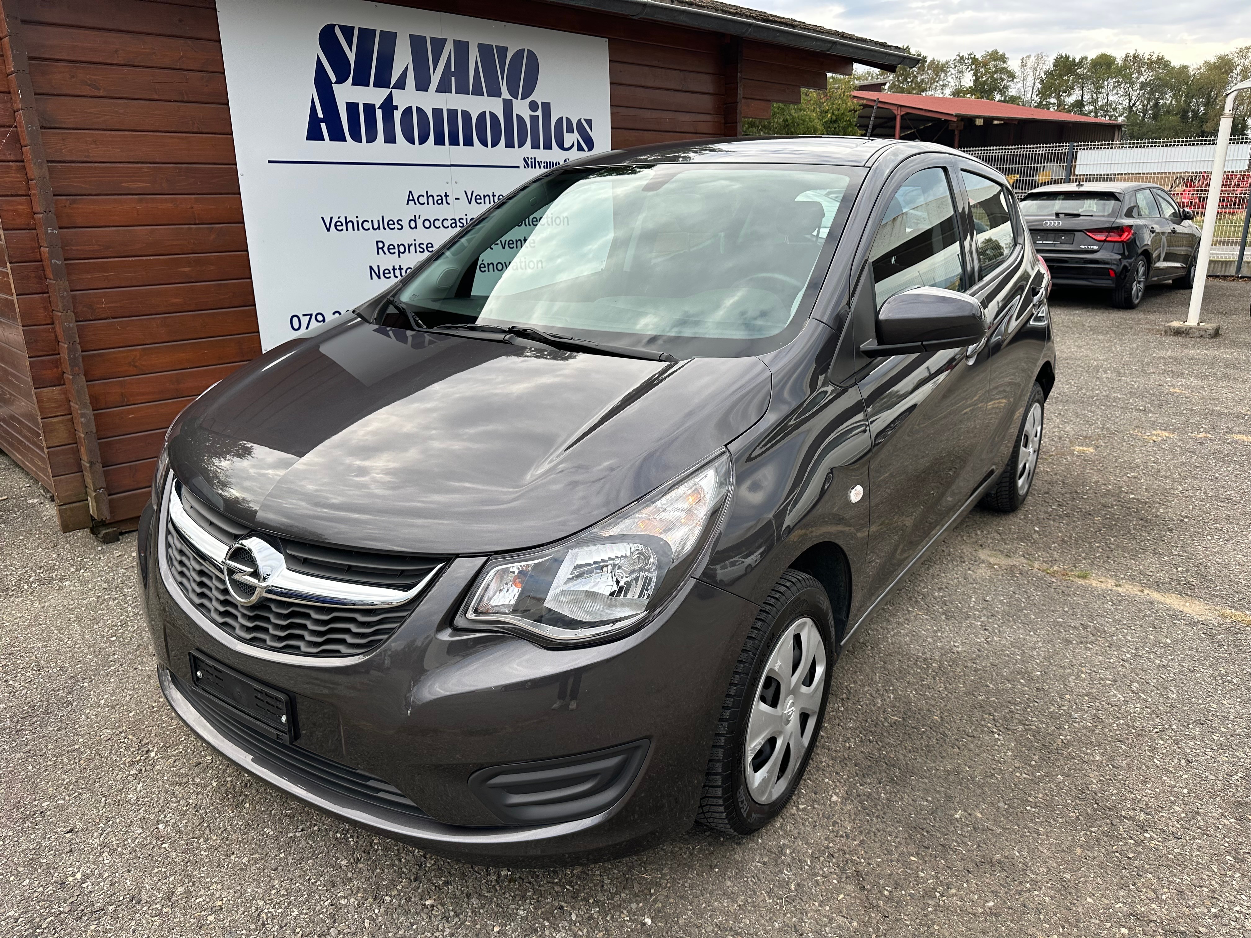 Car photo