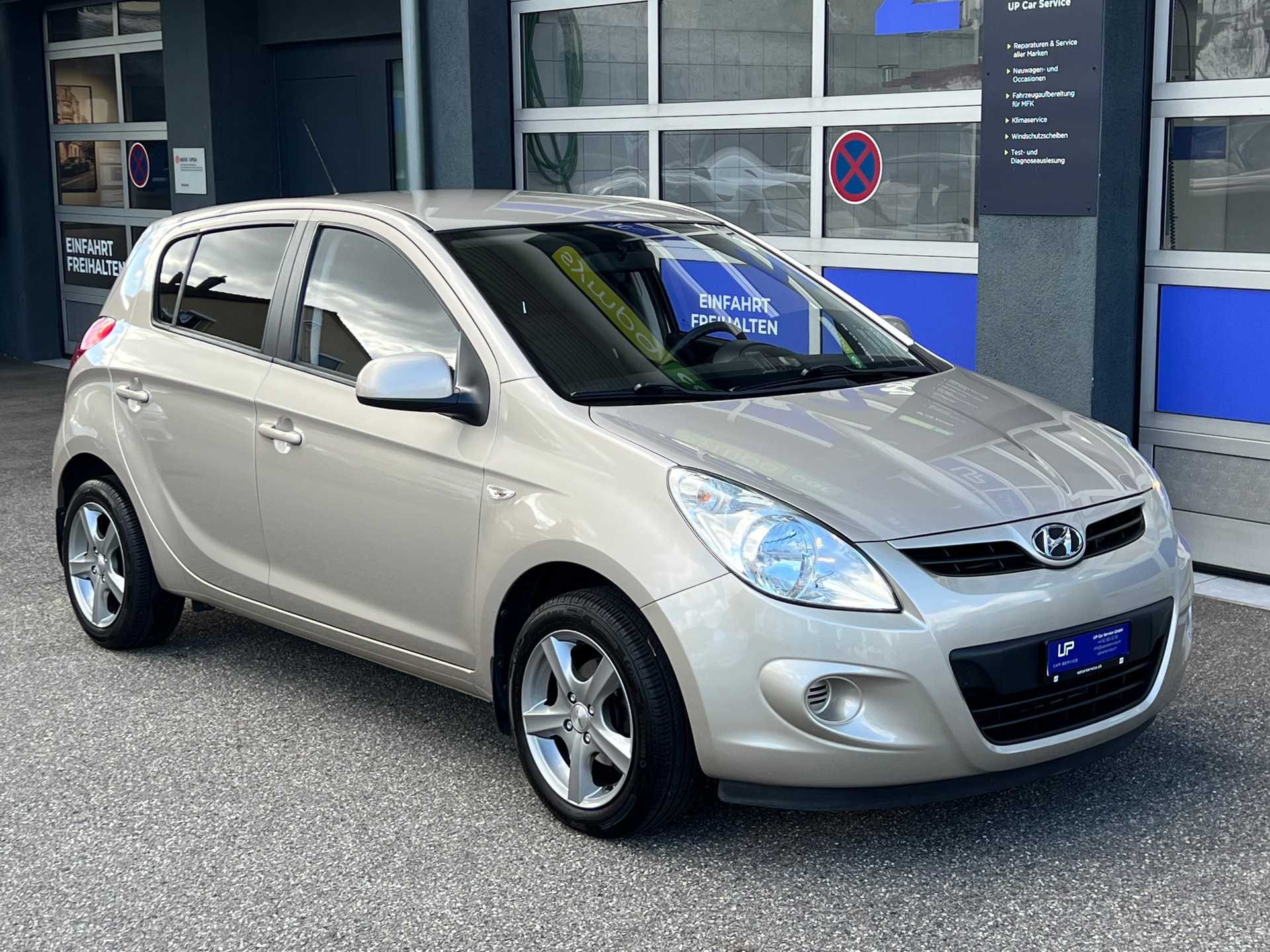 HYUNDAI i20 1.2 Comfort-image-2