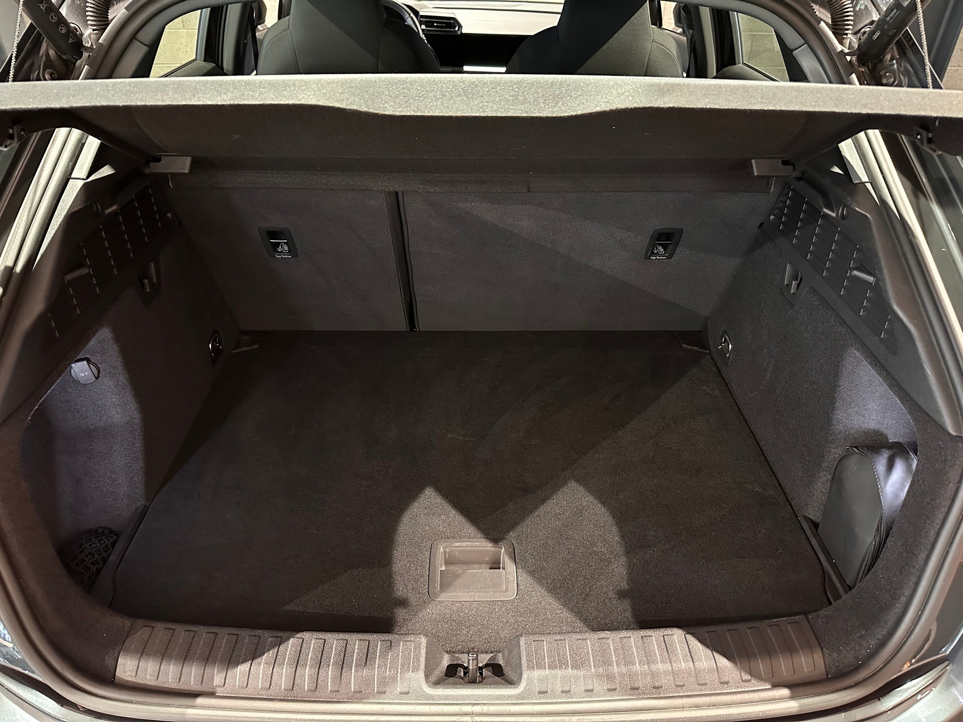 AUDI A3 Sportback 35 TFSI Attraction-image-13