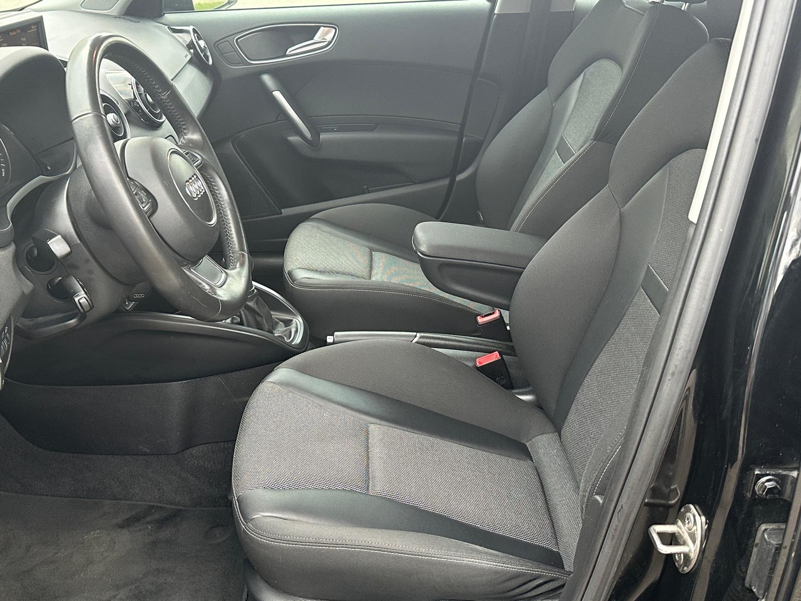 AUDI A1 Sportback 1.6 TDI Attraction-image-5
