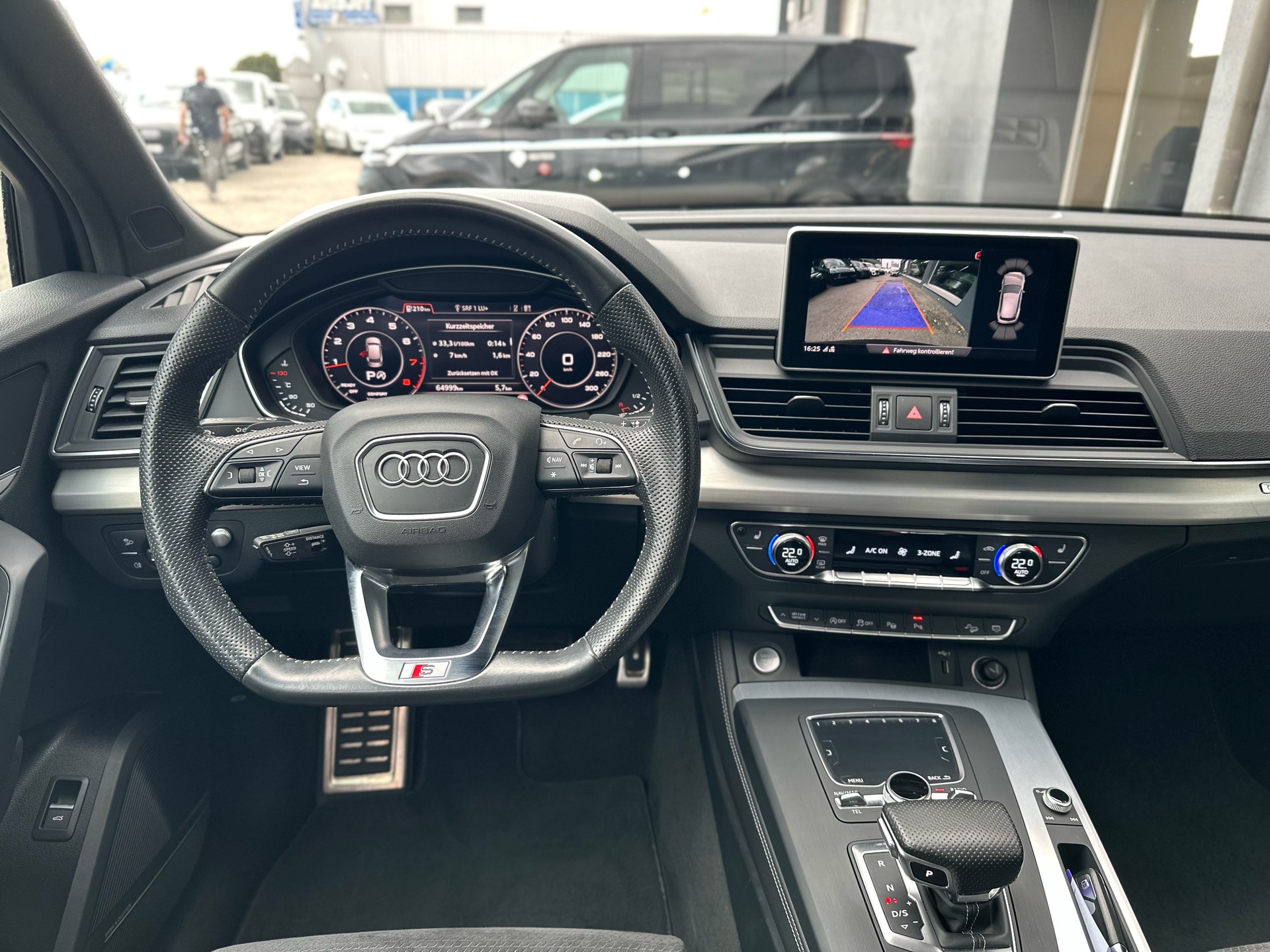 AUDI Q5 45 TFSI sport quattro S-tronic-image-8