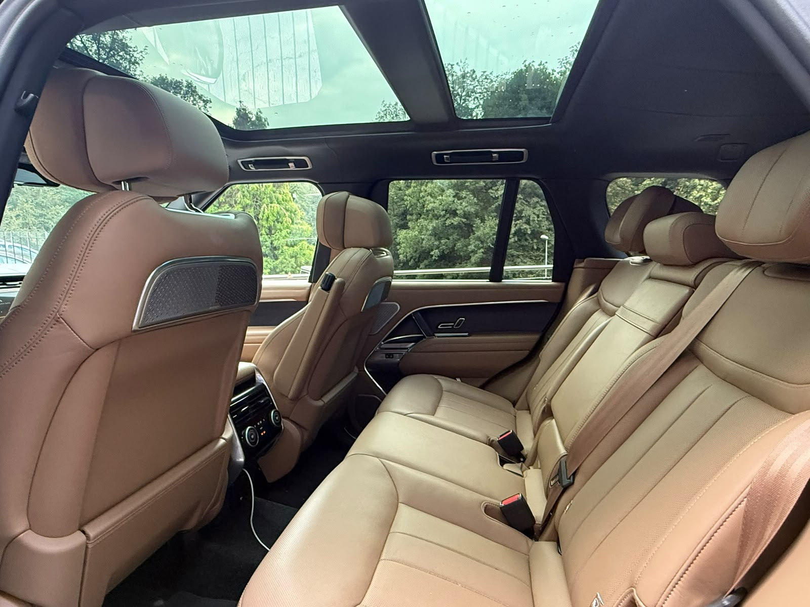 LAND ROVER Range Rover P400 I6 3.0 MHEV Autobiography Automatic-image-12