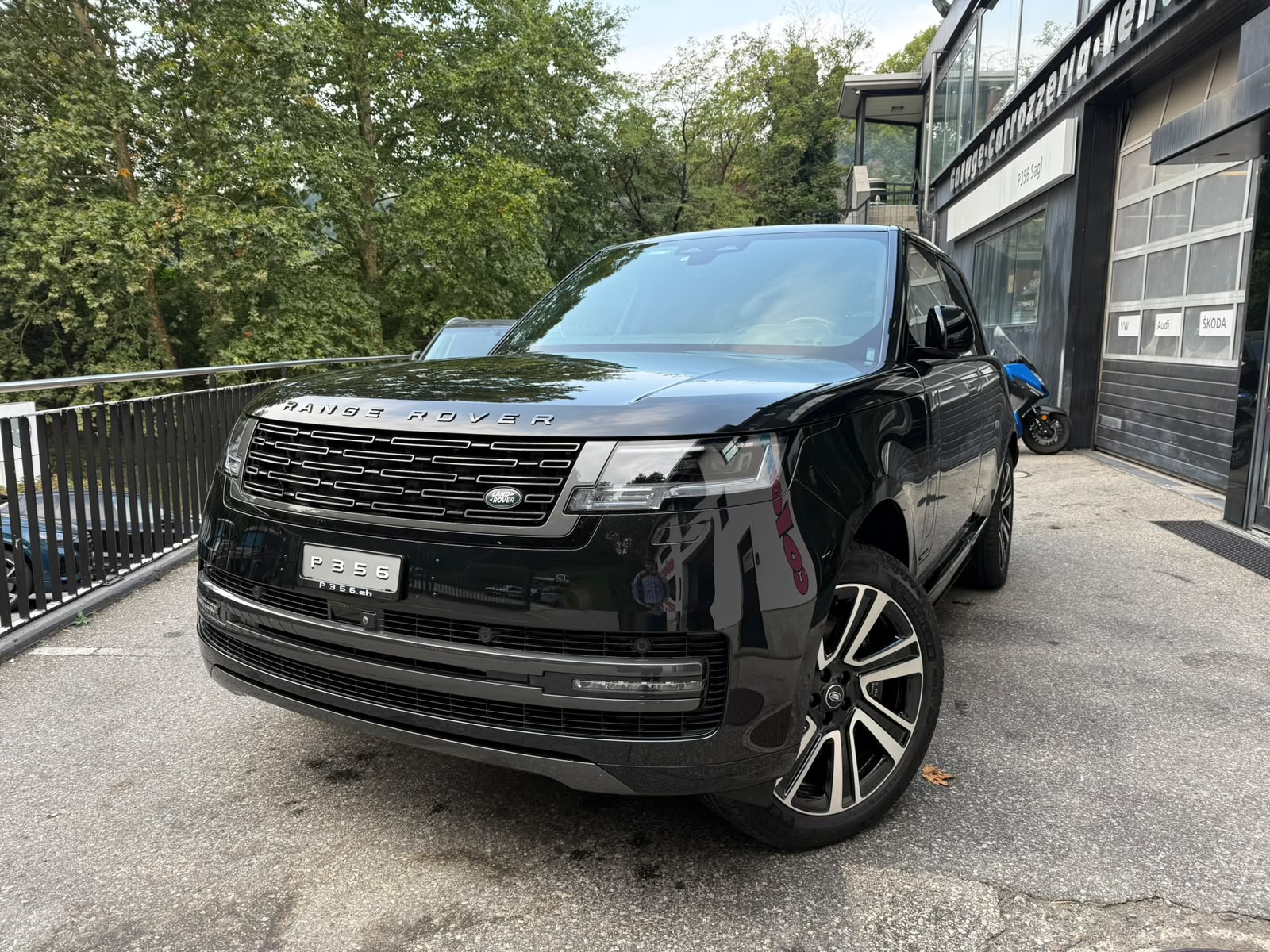 LAND ROVER Range Rover P400 I6 3.0 MHEV Autobiography Automatic-image-1