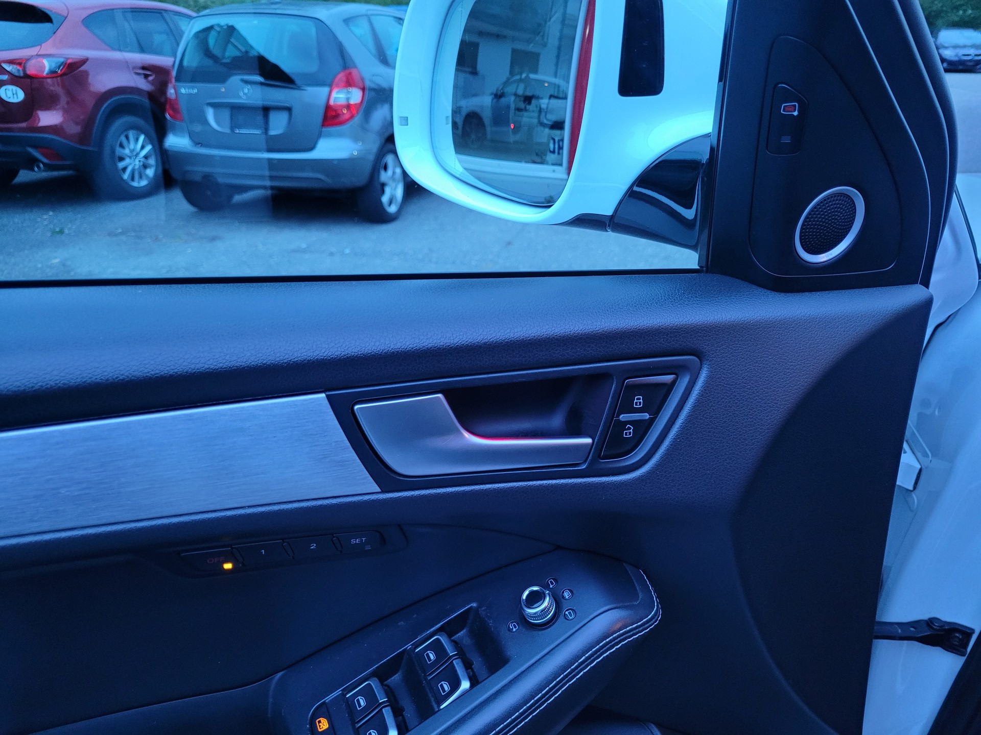 AUDI SQ5 3.0 TDI quattro tiptronic-image-13