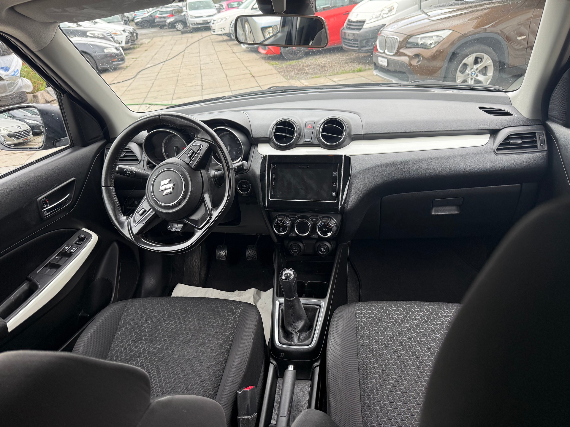 SUZUKI Swift 1.2i 16V SHVS Compact Top Hybrid Allgrip 4x4-image-10
