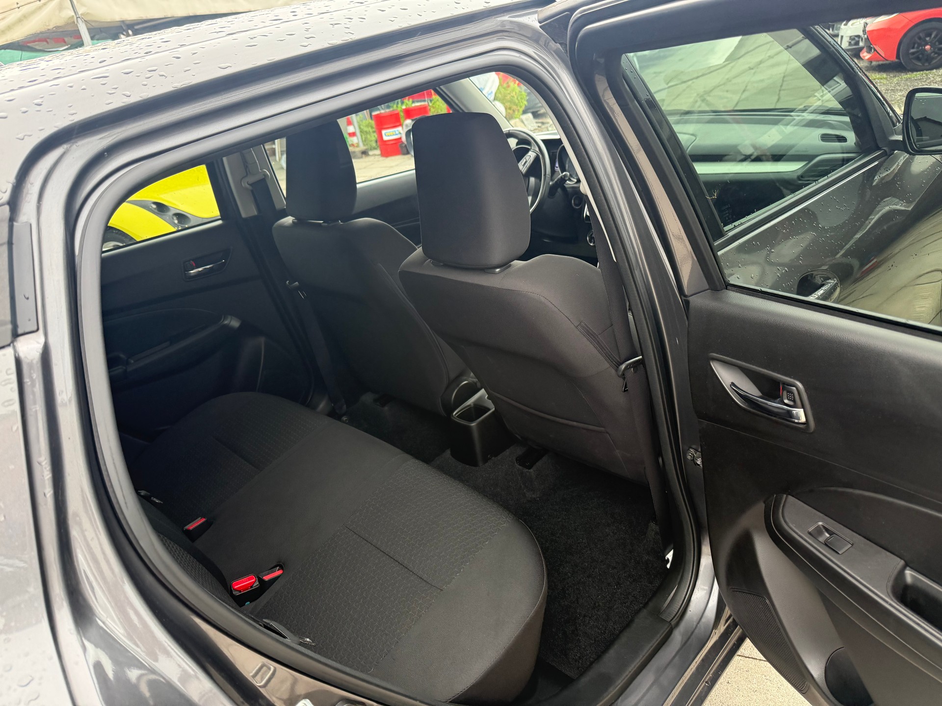 SUZUKI Swift 1.2i 16V SHVS Compact Top Hybrid Allgrip 4x4-image-8