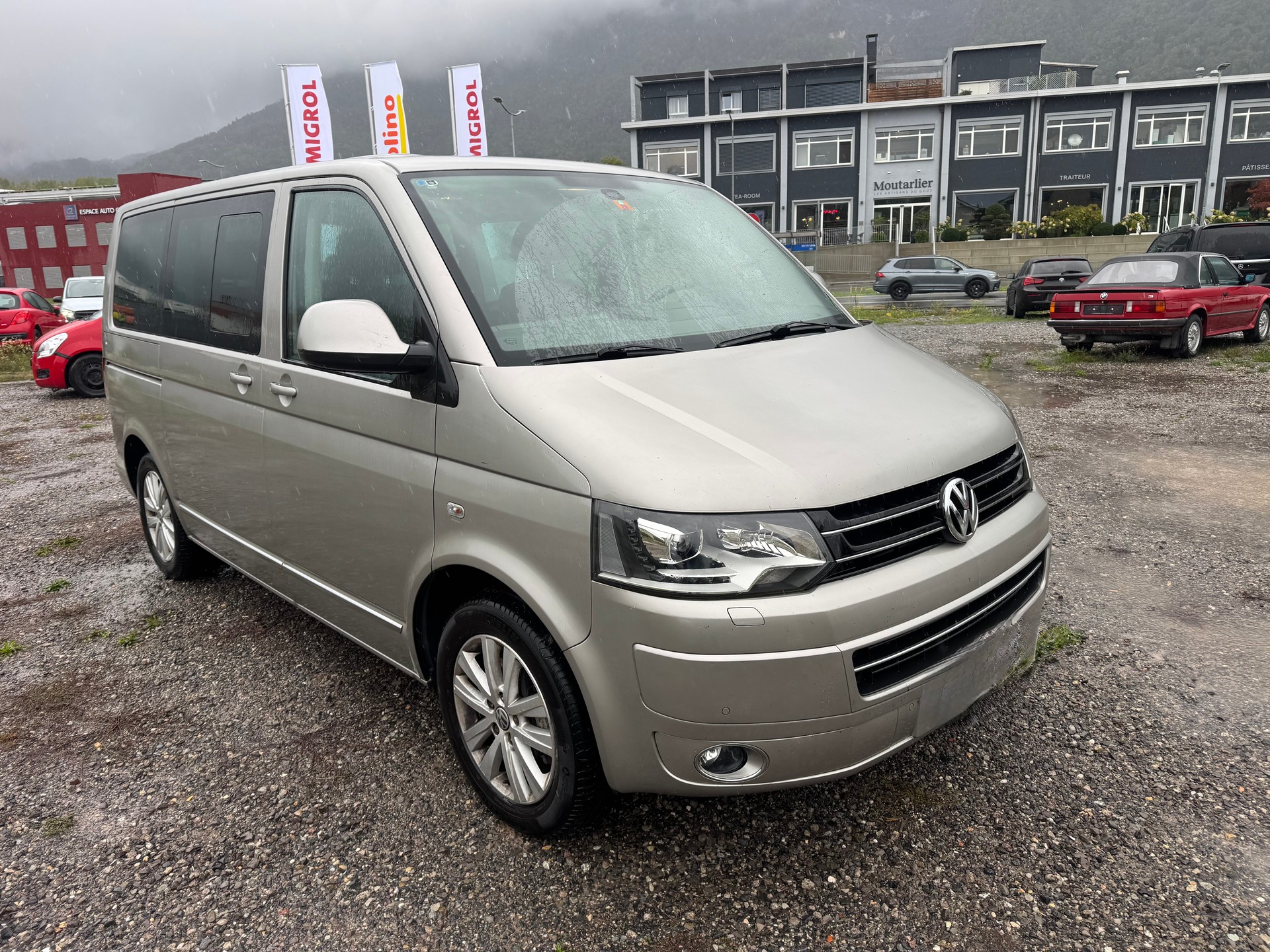 VW T5 Multivan 2.0 Bi-TDI CR Highline 4Motion-image-1