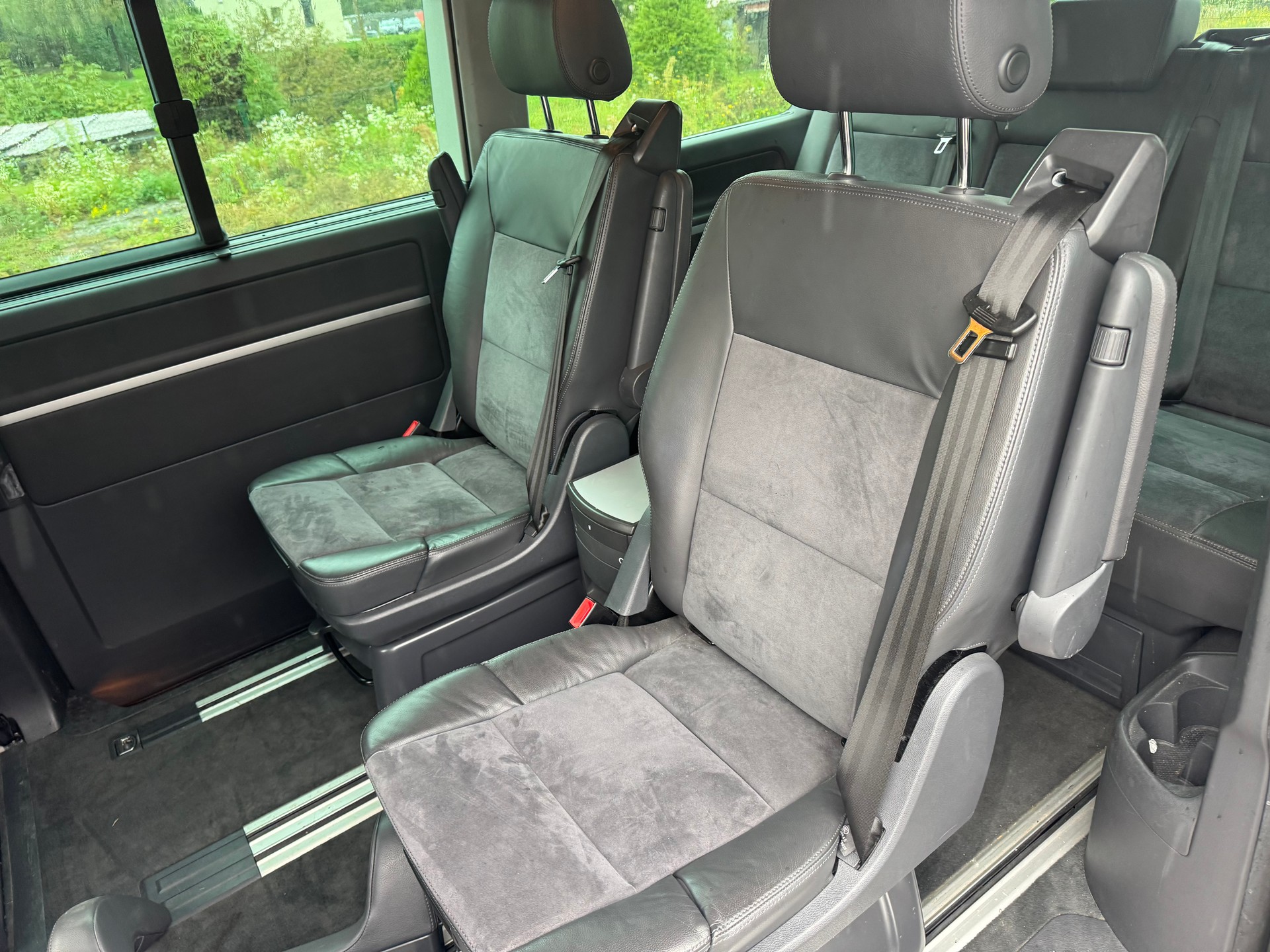 VW T5 Multivan 2.0 Bi-TDI CR Highline 4Motion-image-5