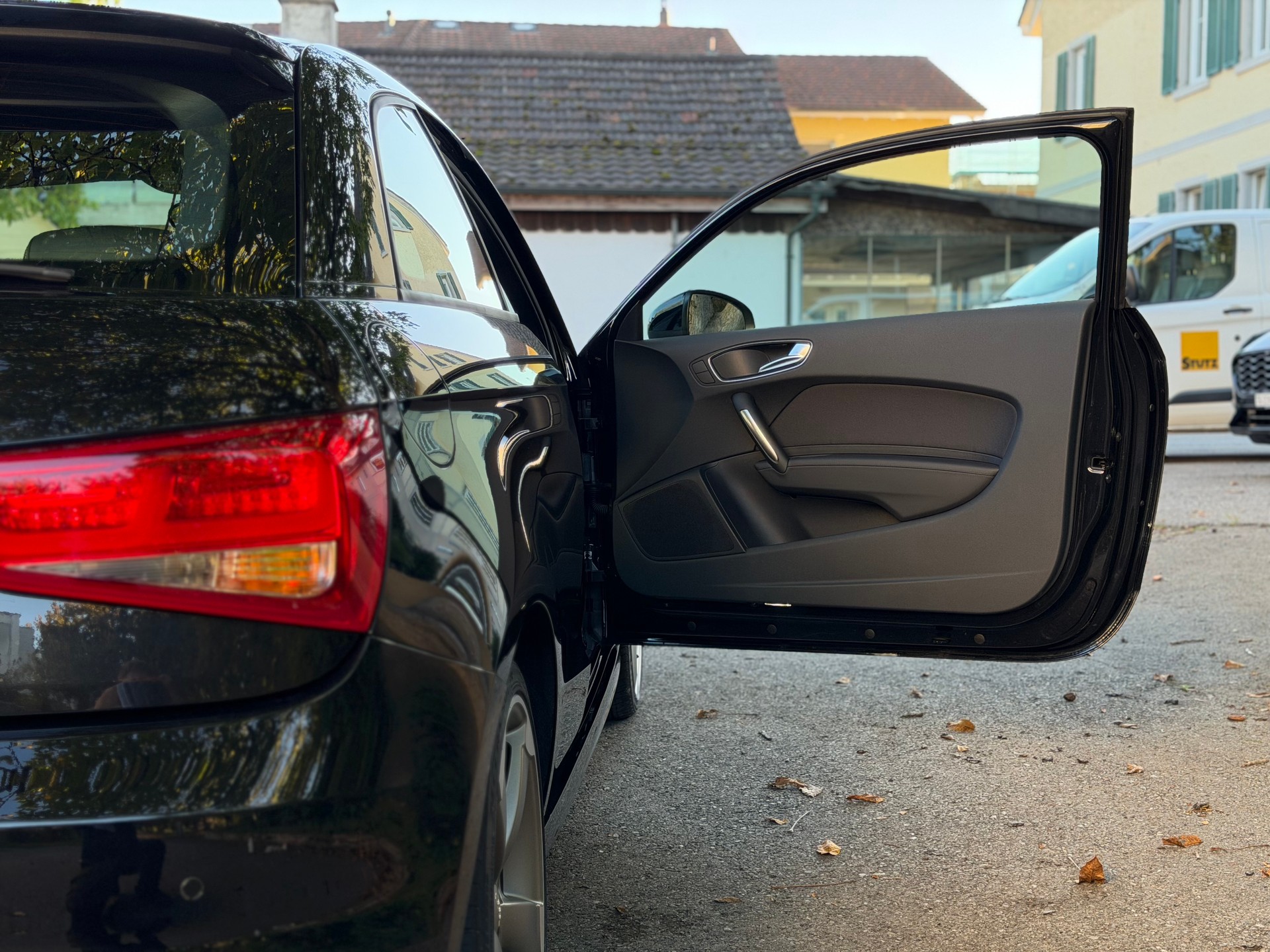 AUDI A1 Sport 1.4 TFSI Ambition S-tronic-image-14