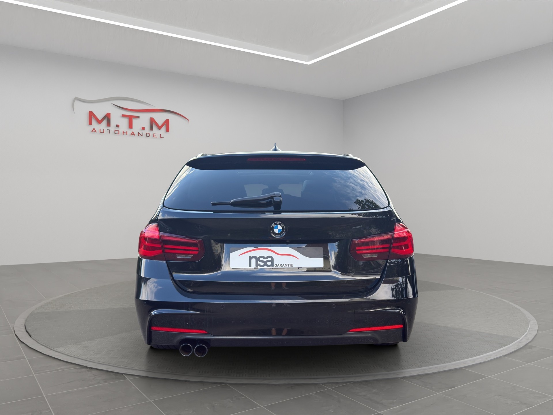 BMW 330i xDrive Touring Edition M Sport Steptronic-image-9