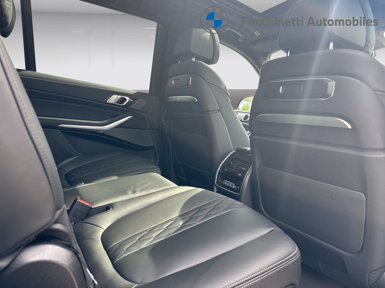 BMW X7 xDrive 48V 40d M Sport Pro Steptronic-image-11