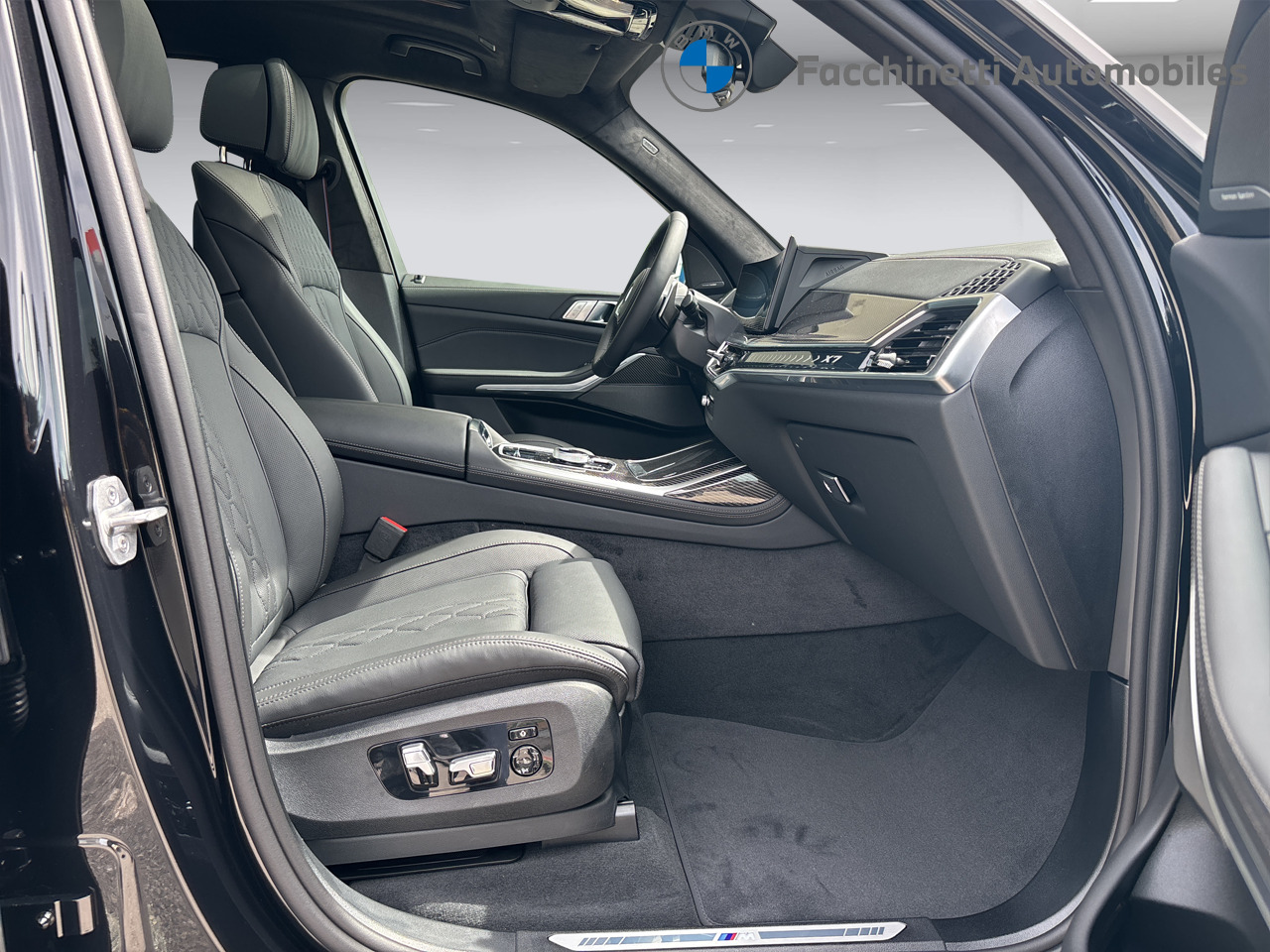 BMW X7 xDrive 48V 40d M Sport Pro Steptronic-image-13