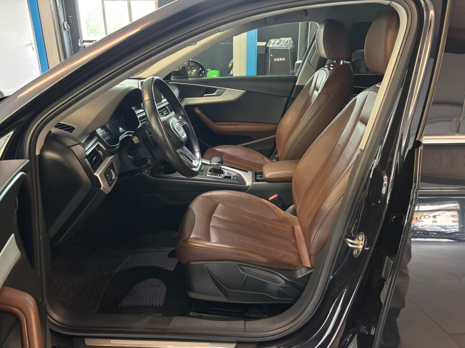 AUDI A4 Avant 2.0 TDI quattro S-tronic-image-7