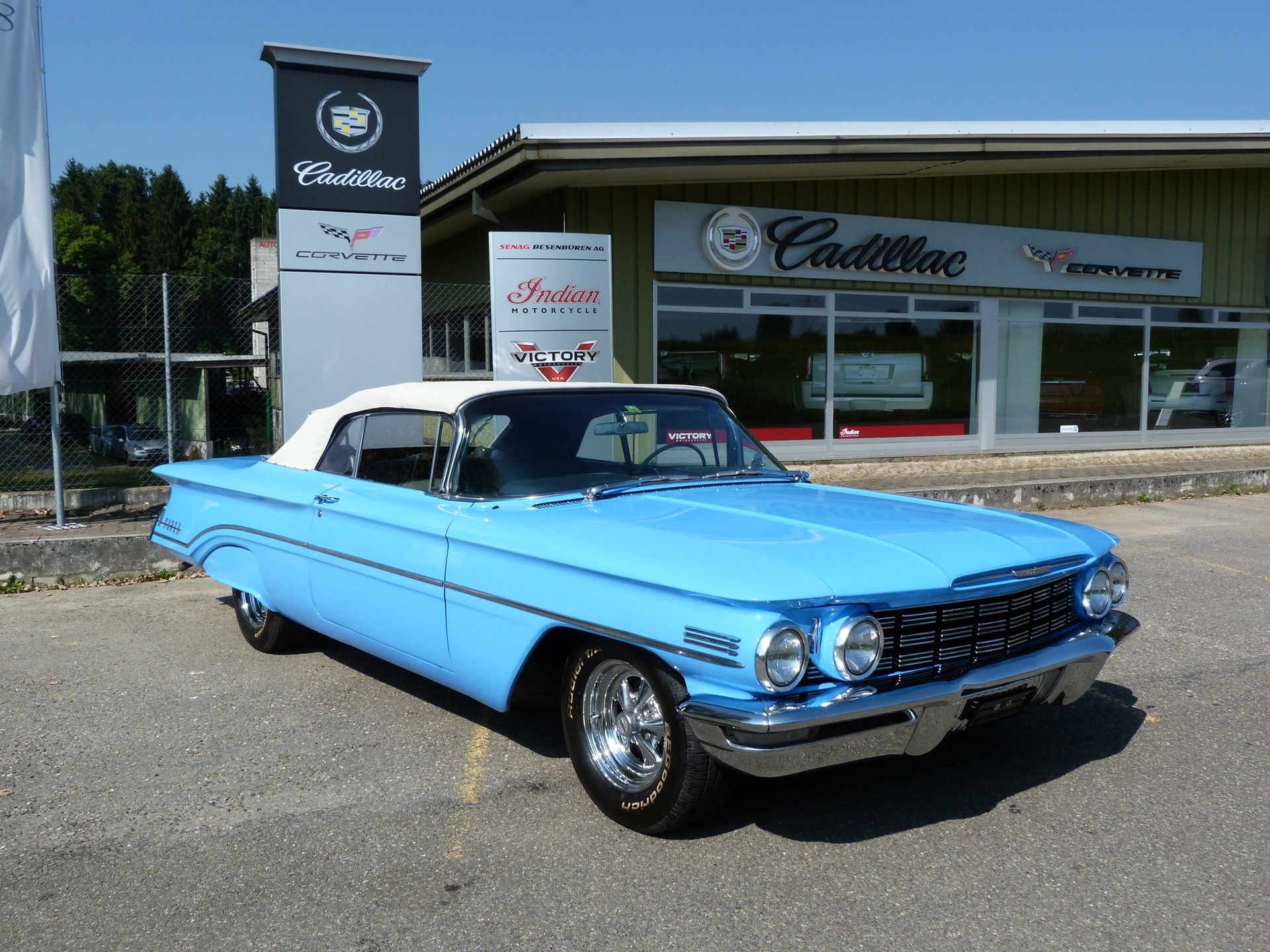 OLDSMOBILE 88