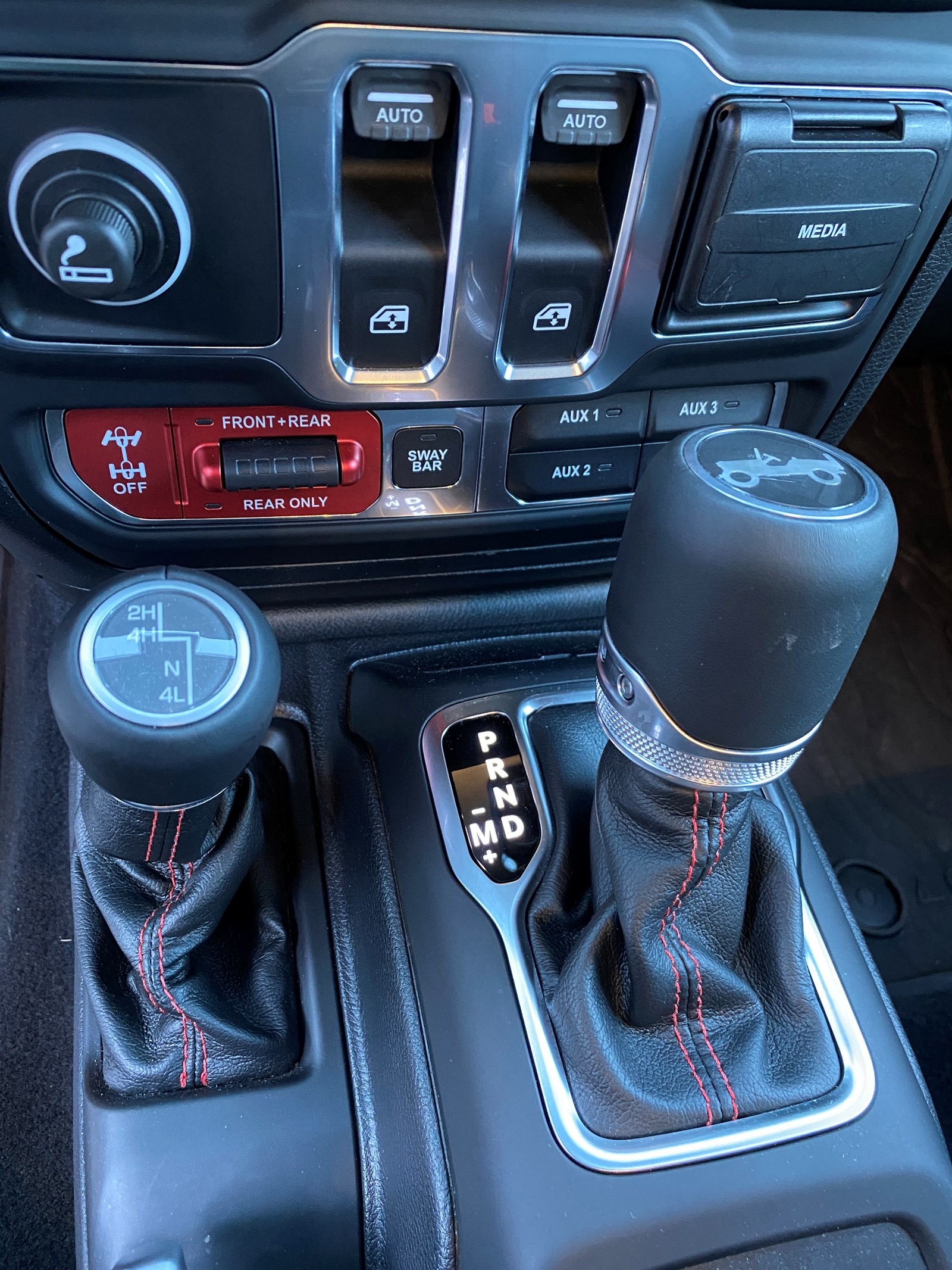 JEEP Wrangler 2.0 Rubicon Automatic-image-12