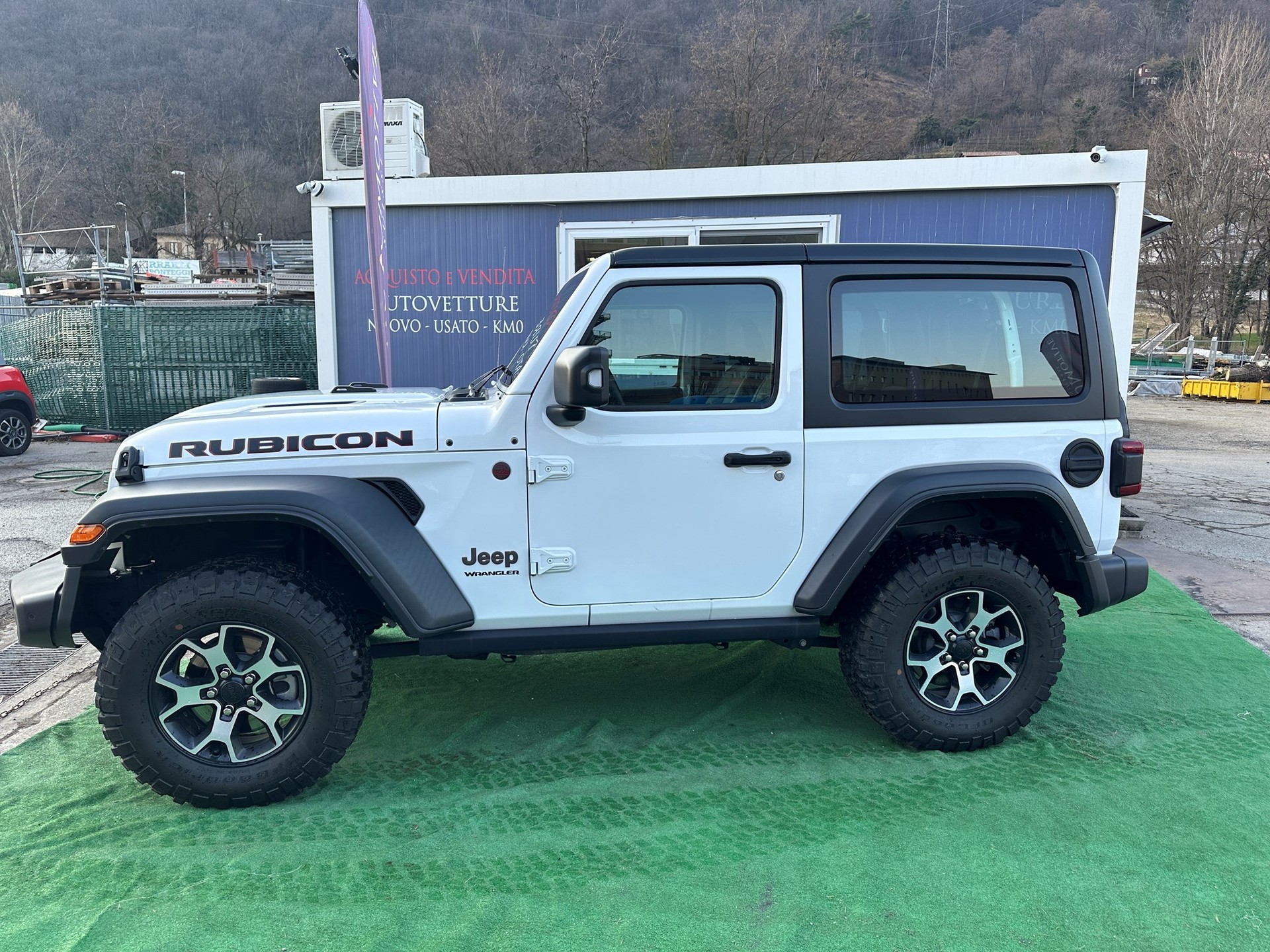 JEEP Wrangler 2.0 Rubicon Automatic-image-4
