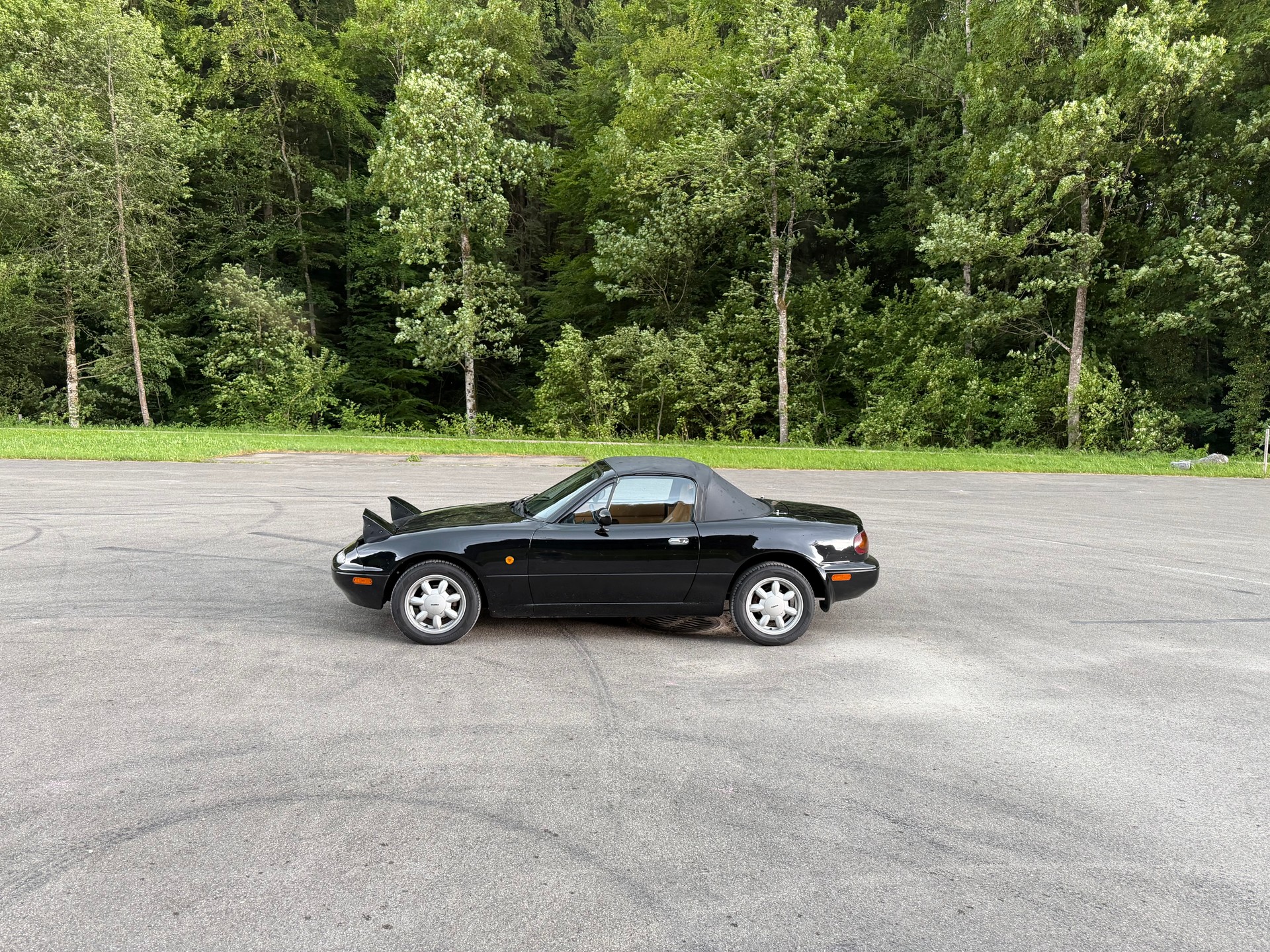 MAZDA 1.6i Black Special-image-7