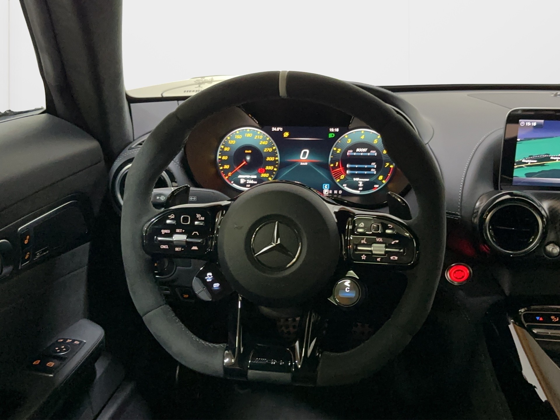 MERCEDES-BENZ AMG GT R PRO Speedshift DCT-image-18
