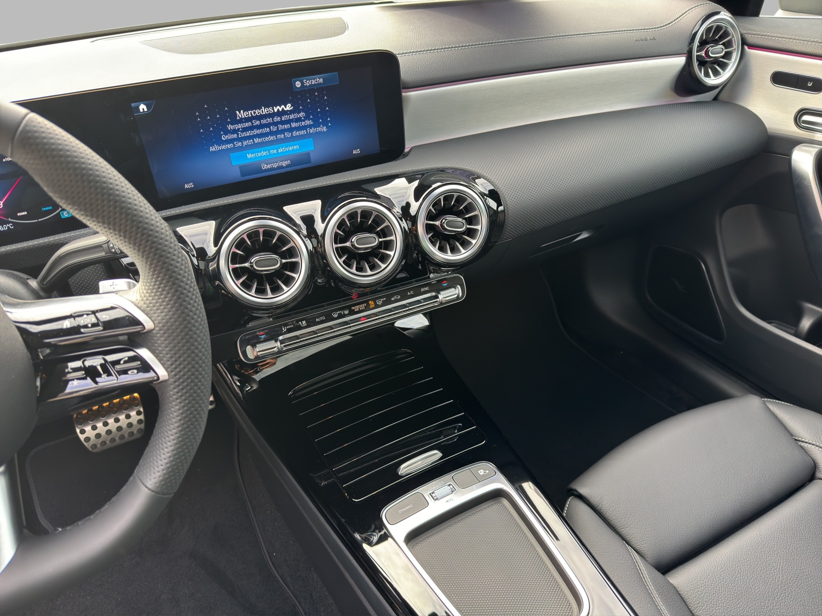 MERCEDES-BENZ CLA Shooting Brake 250 4Matic 8G-DCT-image-11