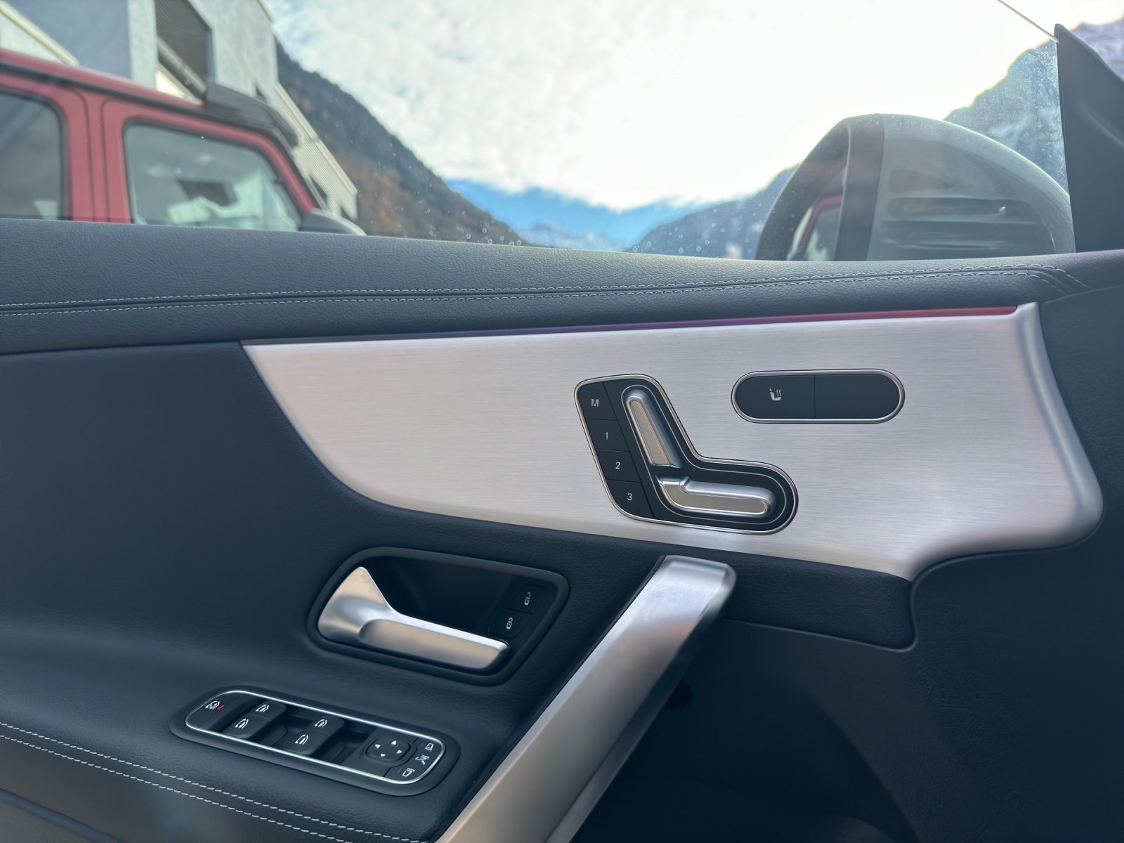 MERCEDES-BENZ CLA Shooting Brake 250 4Matic 8G-DCT-image-12