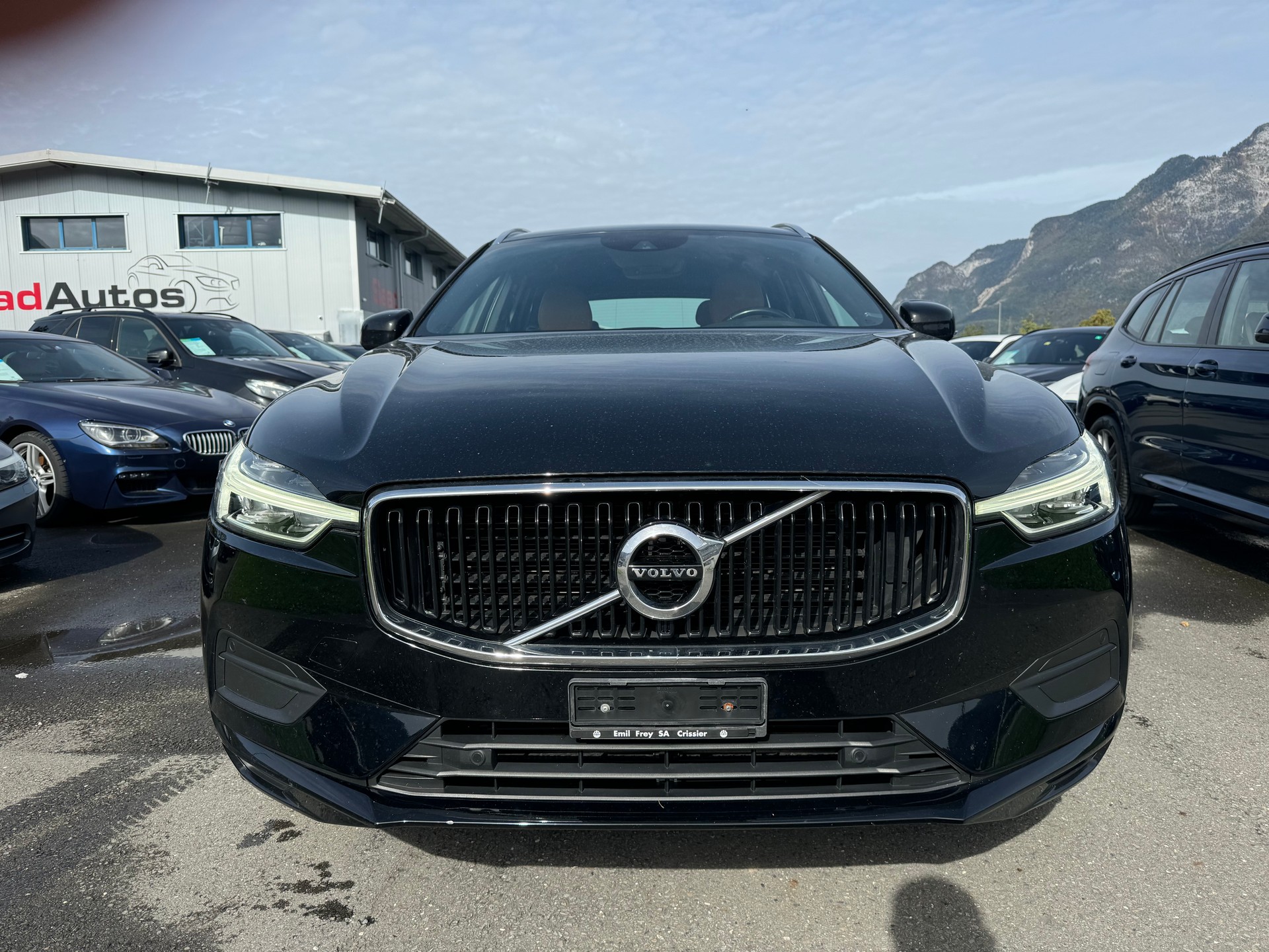 VOLVO XC60 D4 AWD Momentum Geartronic-image-1
