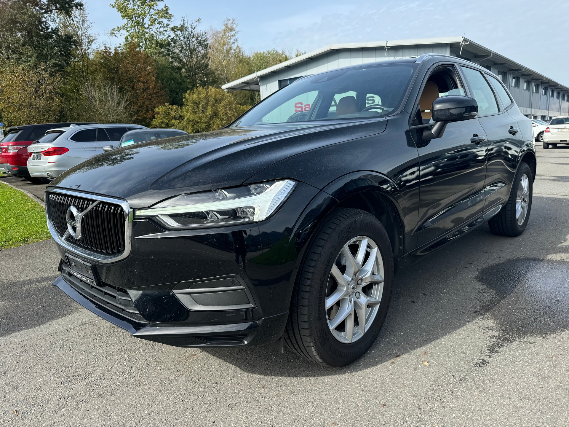 VOLVO XC60 D4 AWD Momentum Geartronic-image-0