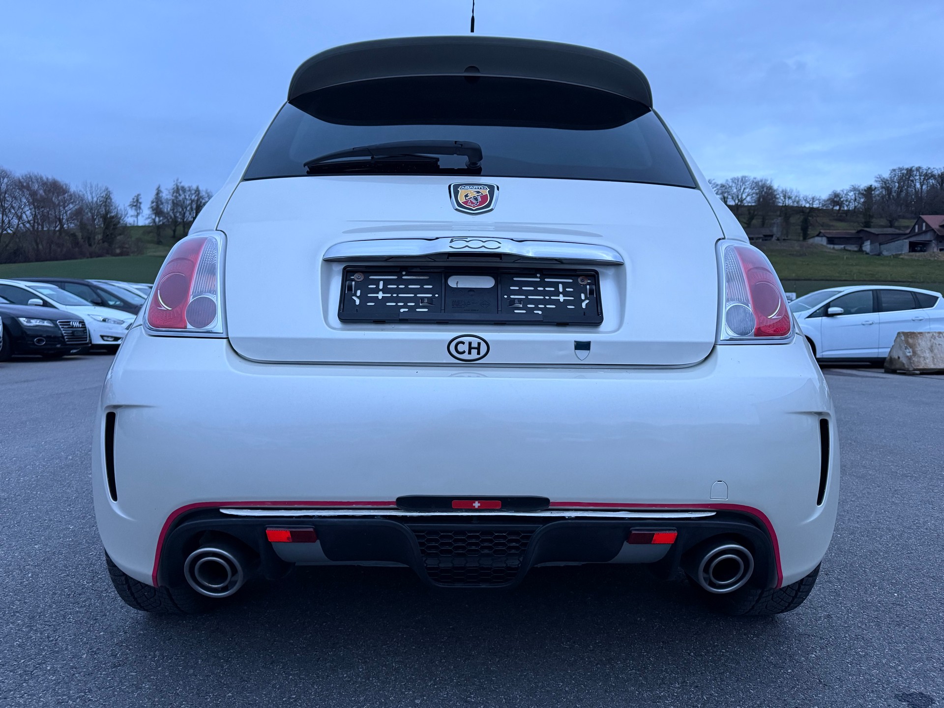 FIAT 500 1.4 16V Turbo Abarth-image-12