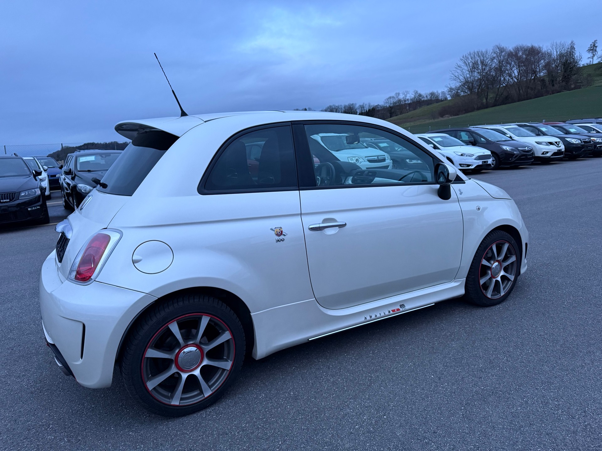 FIAT 500 1.4 16V Turbo Abarth-image-11