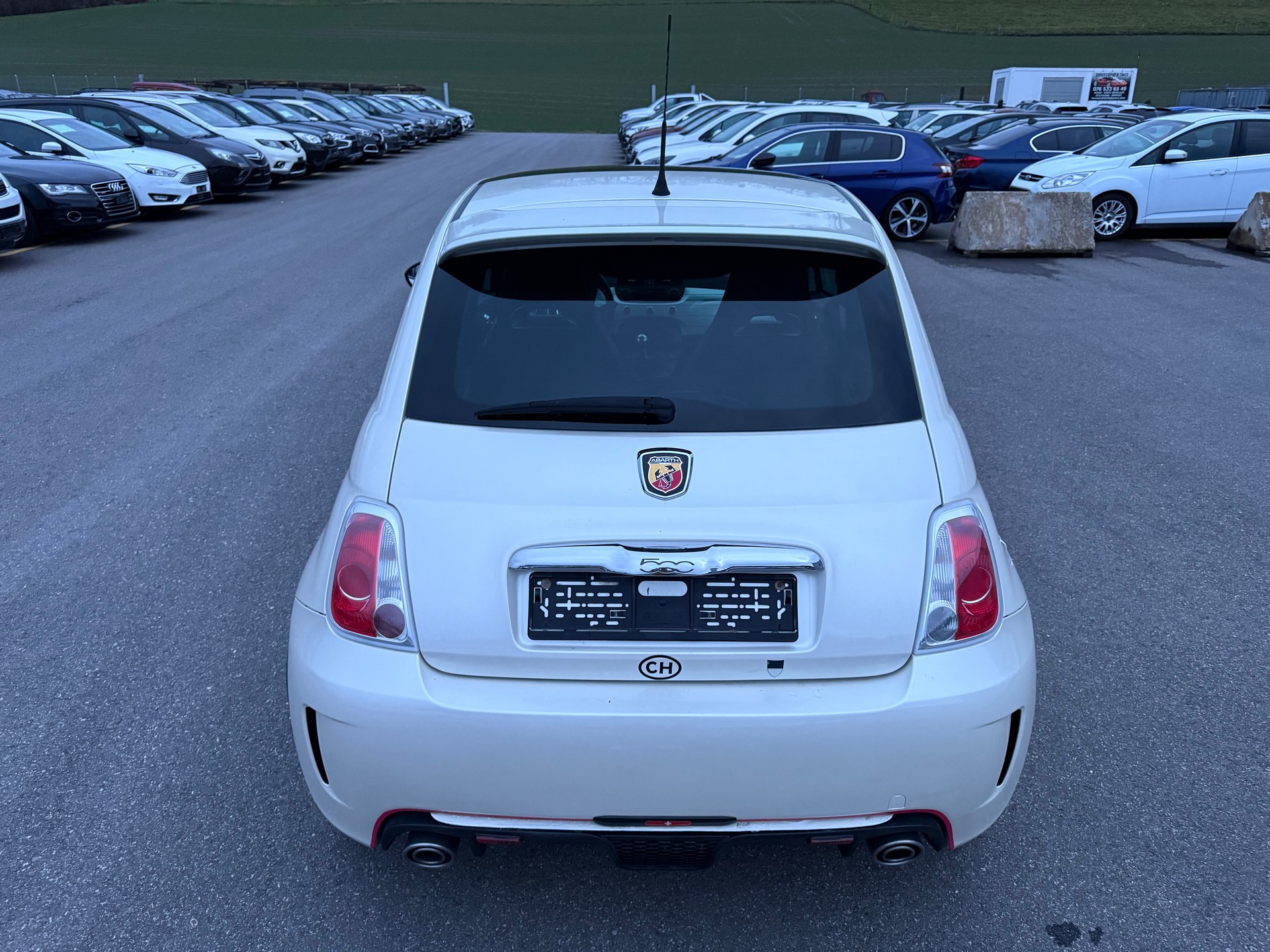 FIAT 500 1.4 16V Turbo Abarth-image-14