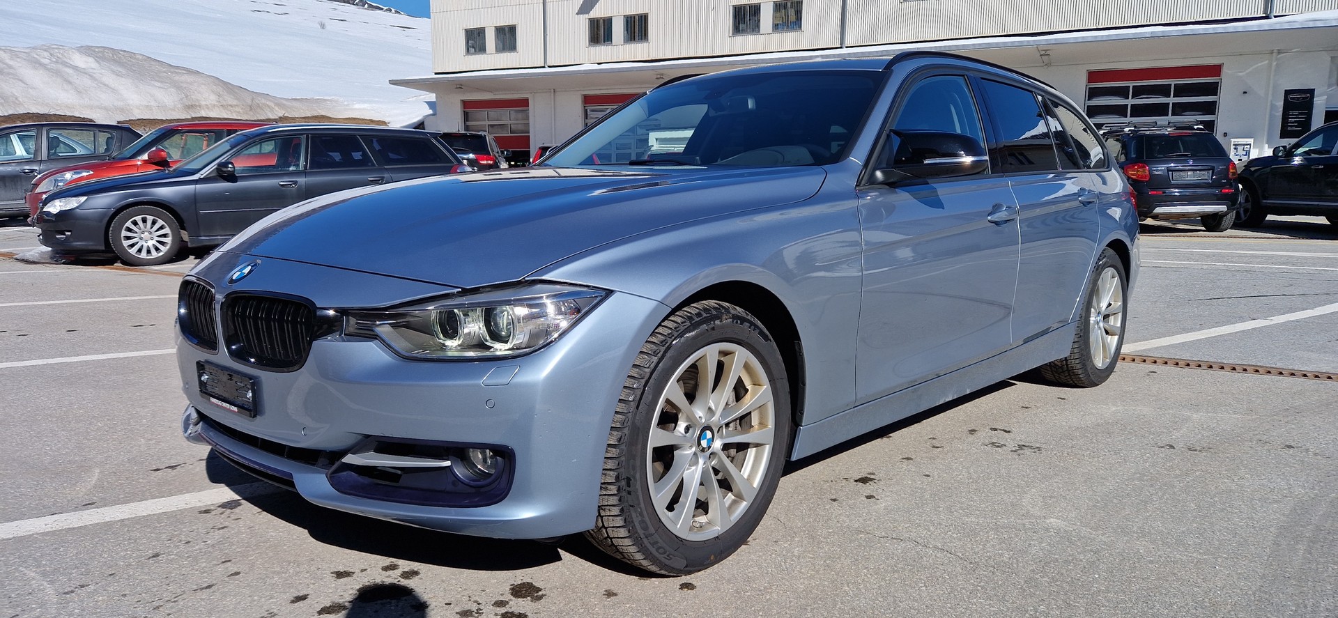 BMW 335d xDrive Touring Steptronic-image-4