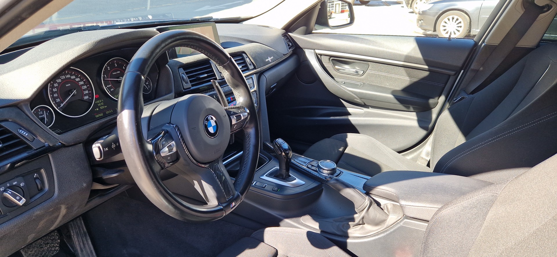 BMW 335d xDrive Touring Steptronic-image-6