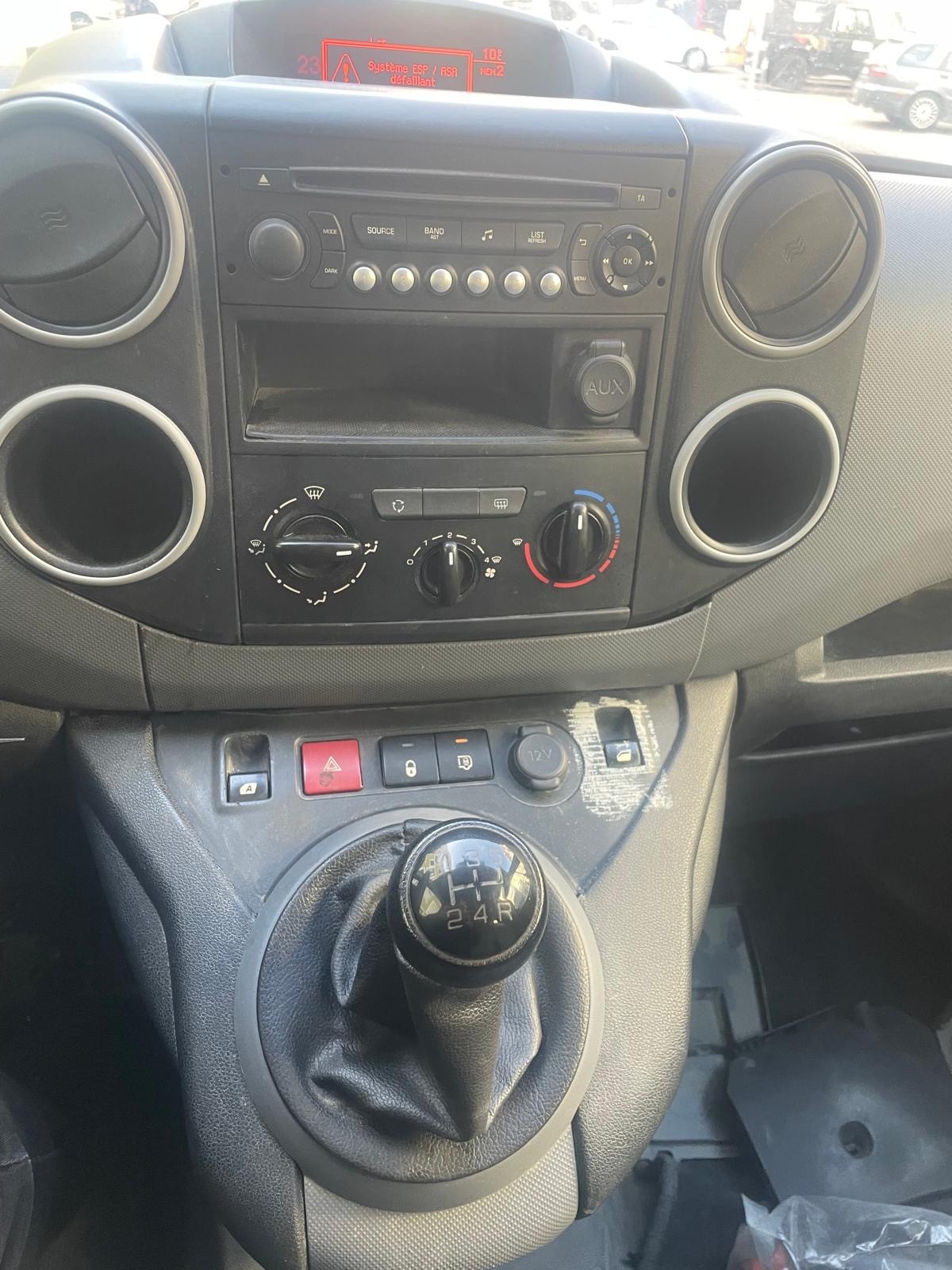 PEUGEOT Partner 1.6 VTi Access-image-13