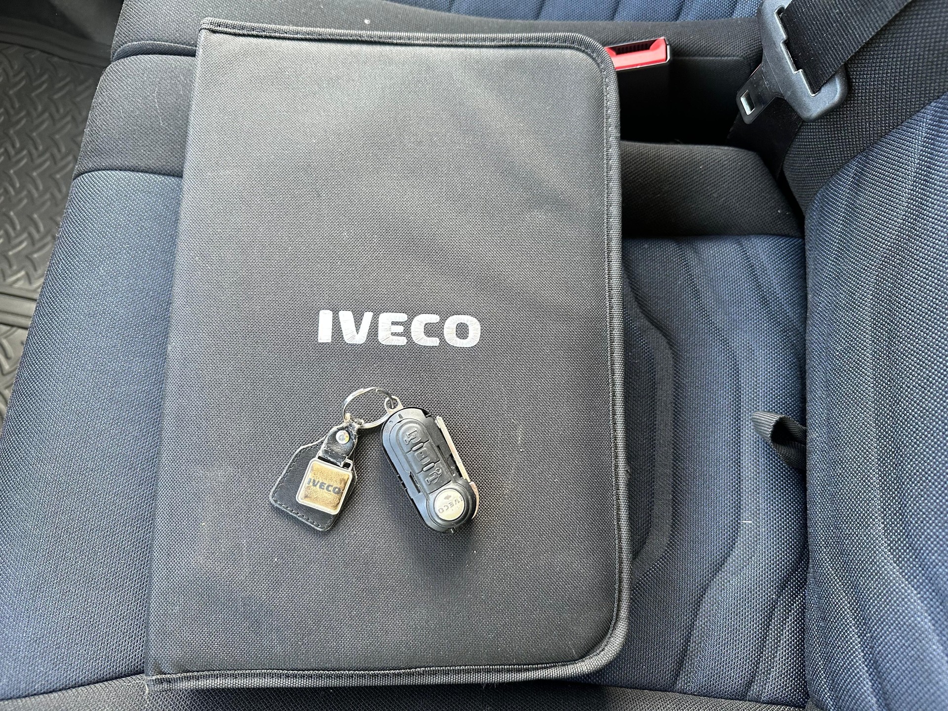 IVECO 35 S 16H A8 V-image-30