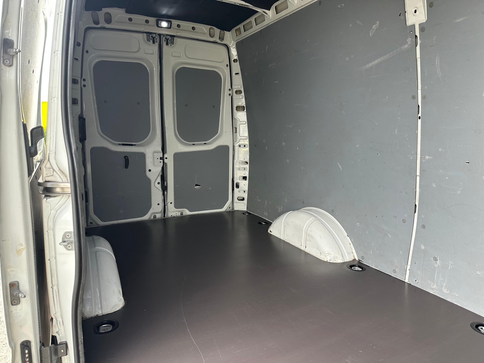 IVECO 35 S 16H A8 V-image-29