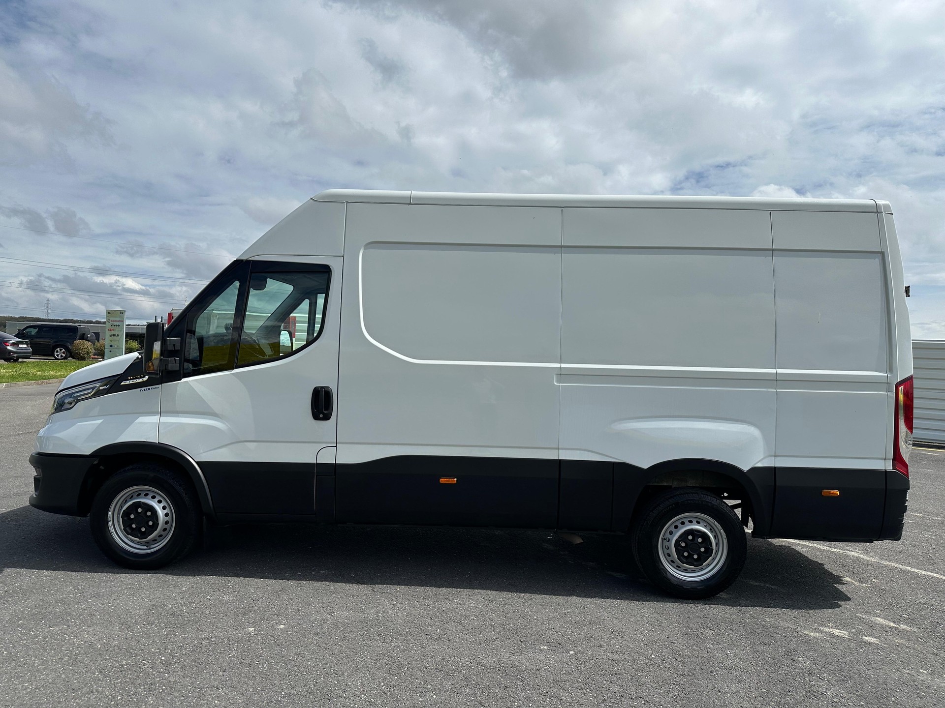 IVECO 35 S 16H A8 V-image-17