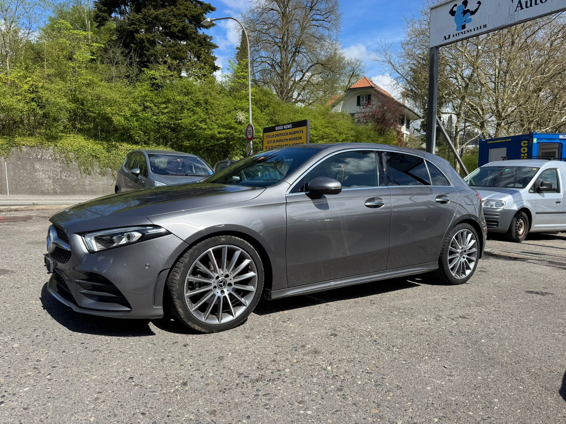 MERCEDES-BENZ A 180 d-image-0