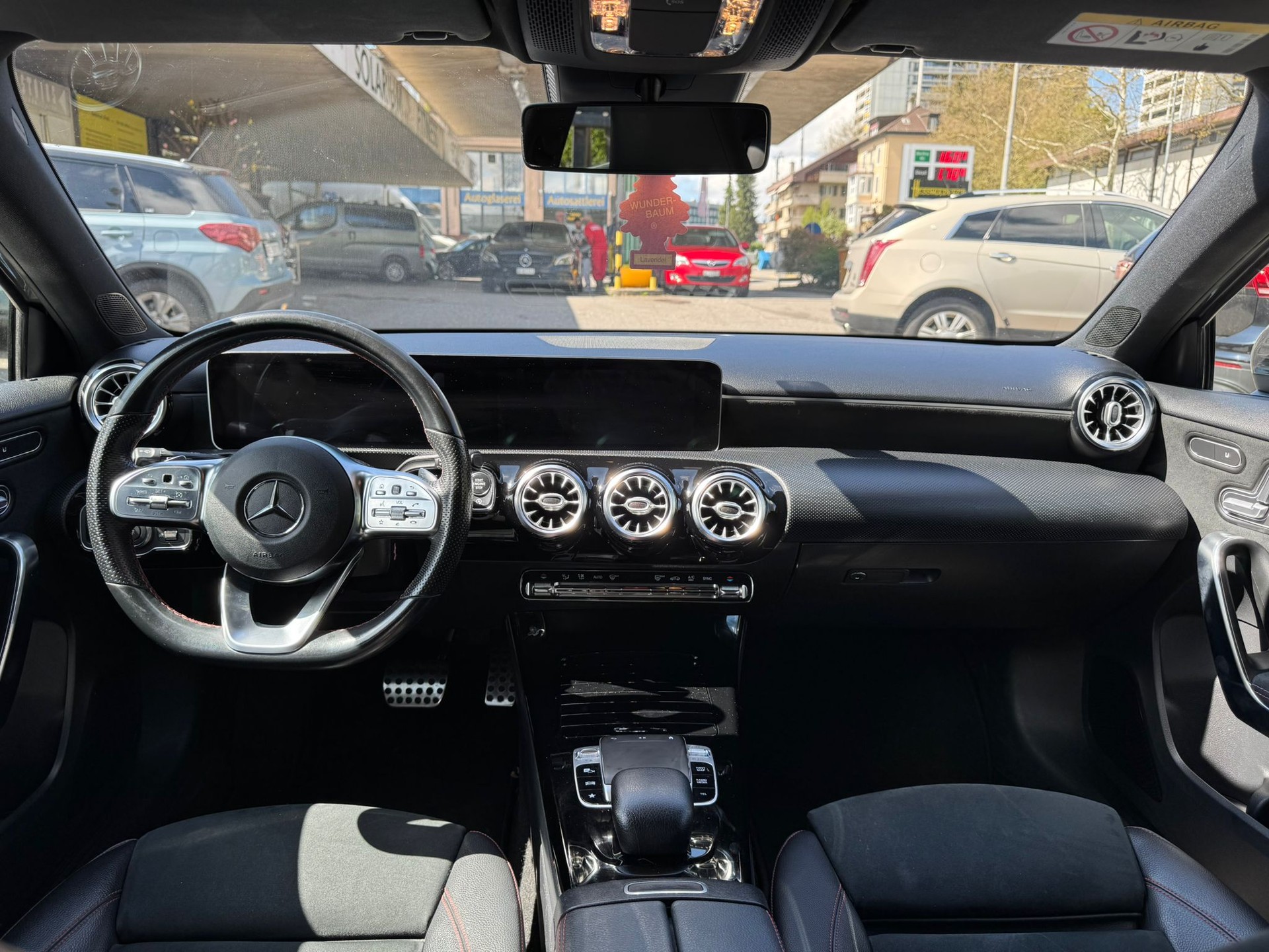 MERCEDES-BENZ A 180 d-image-8