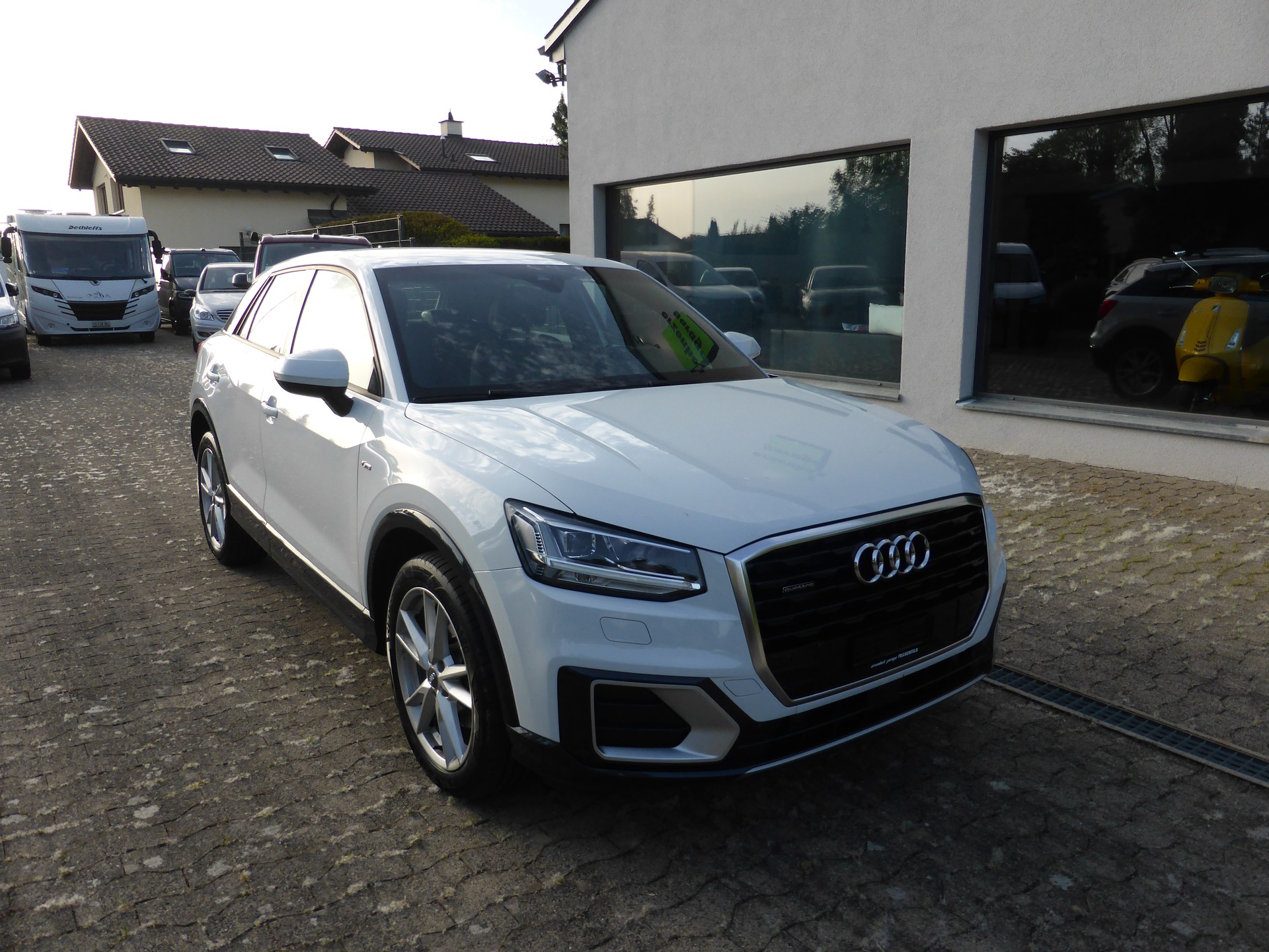 AUDI Q2 40 TFSI Sport quattro S-tronic-image-2