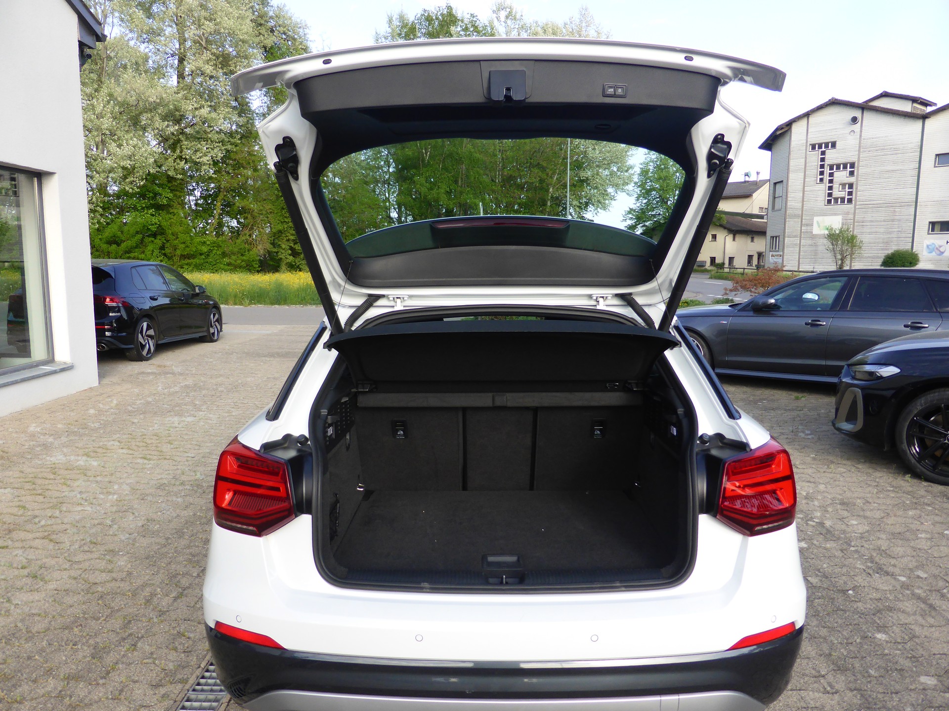 AUDI Q2 40 TFSI Sport quattro S-tronic-image-9