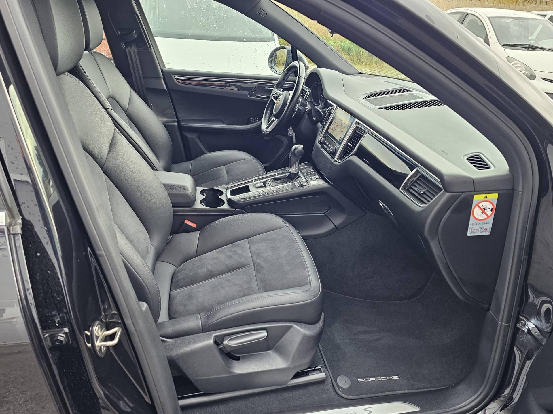 PORSCHE Macan S Diesel PDK-image-9