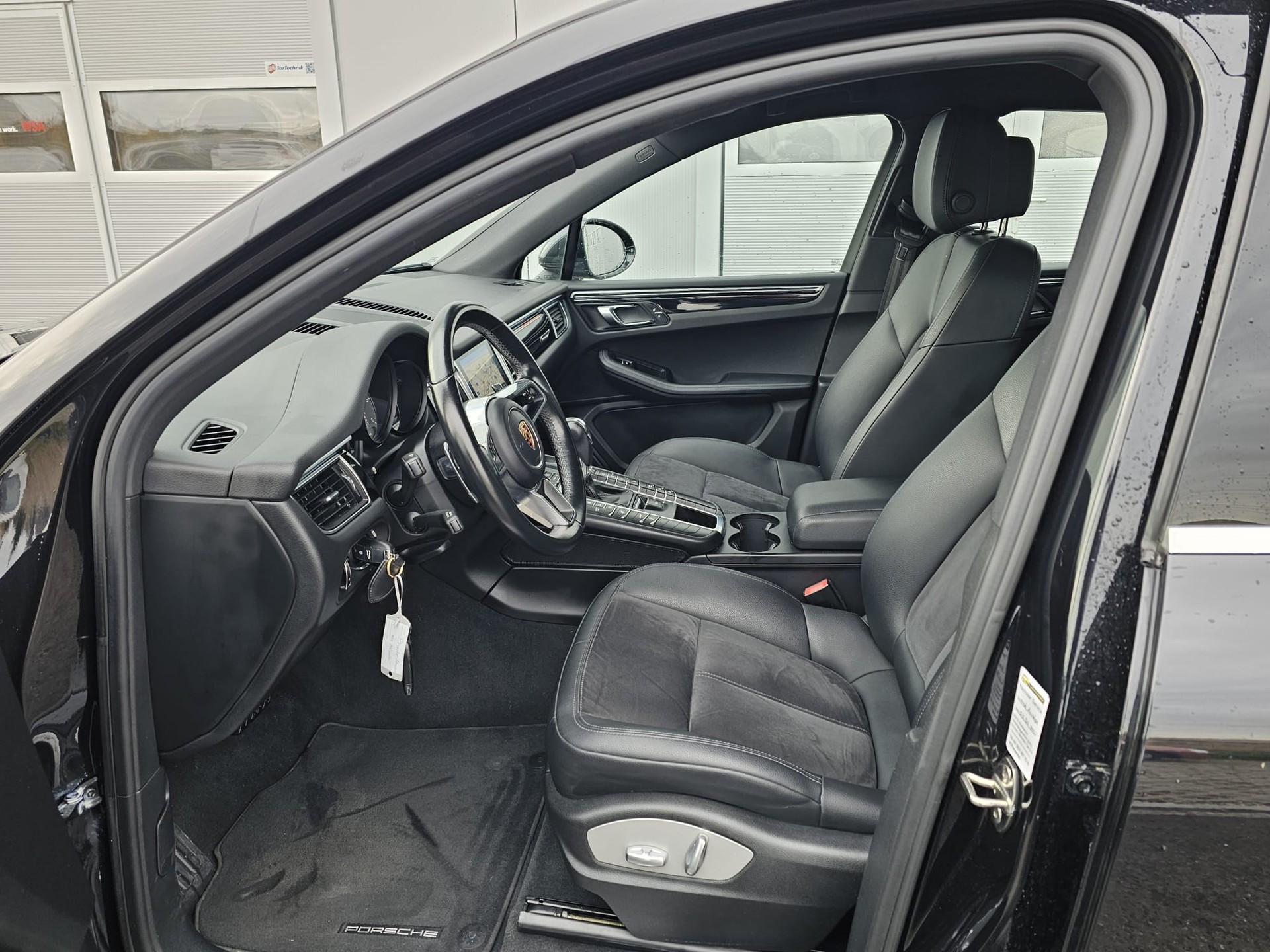 PORSCHE Macan S Diesel PDK-image-8